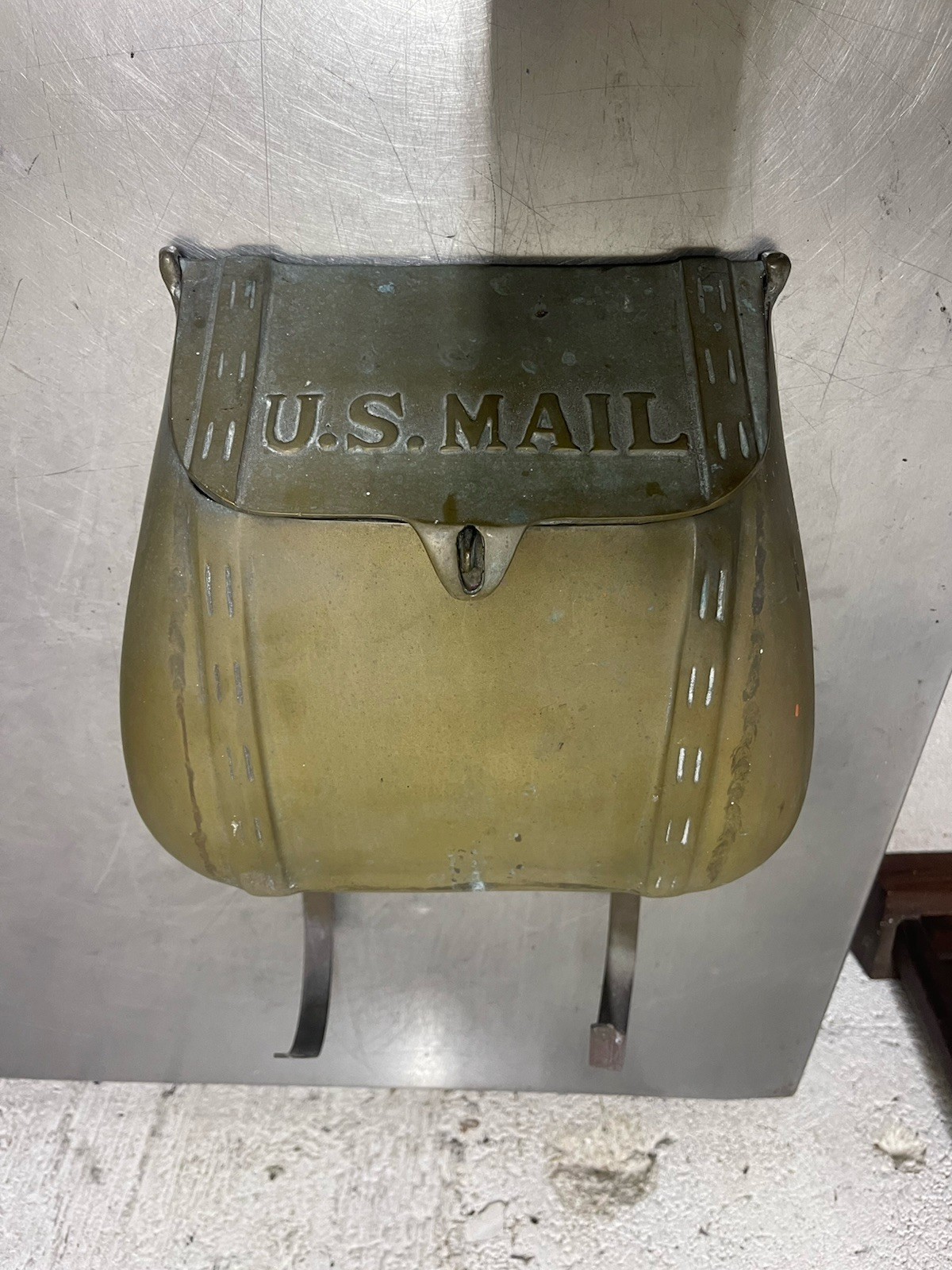 Vtg Solid Brass Saddle Bag Adirondack fishing Mailbox US Postal Mail Wall, USA Vtg Solid Brass Saddle Bag Adirondack fishing Mailbox US Postal Mail Wall, USA