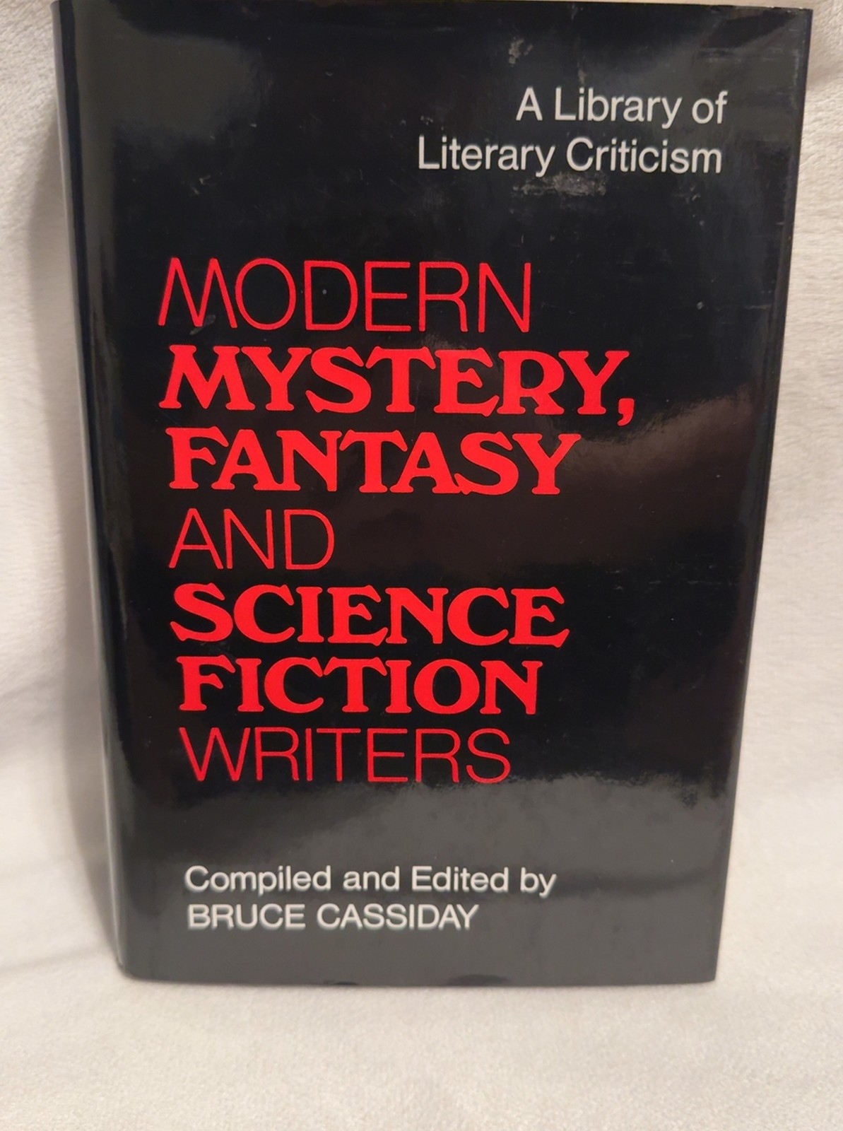 Modern Mystery, Fantasy and Science Fiction Writers (Library o...