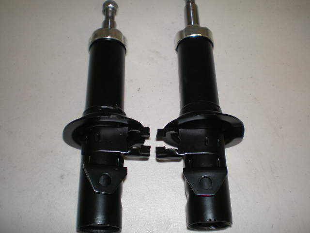 Front Strut Pair Fits Suzuki Carry DB51T Model