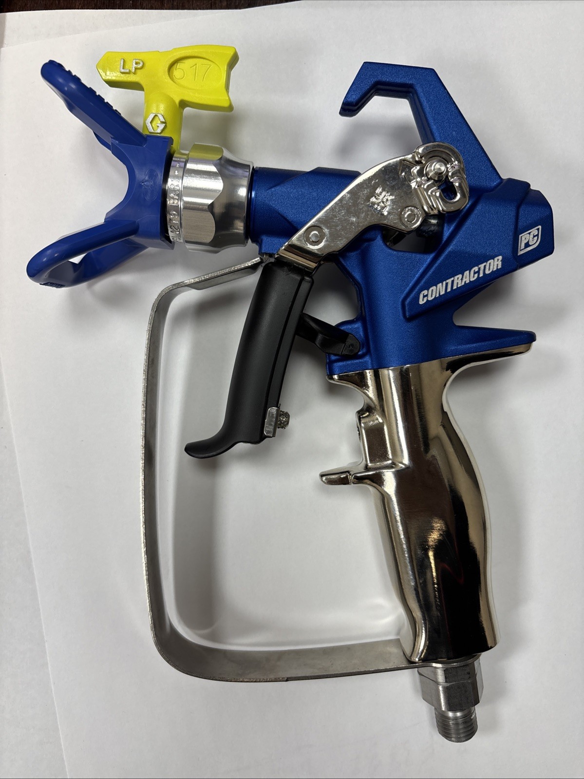 New Graco Contract PC Airless Spray Gun 17y043 17y042 Open Box Genuine OEM
