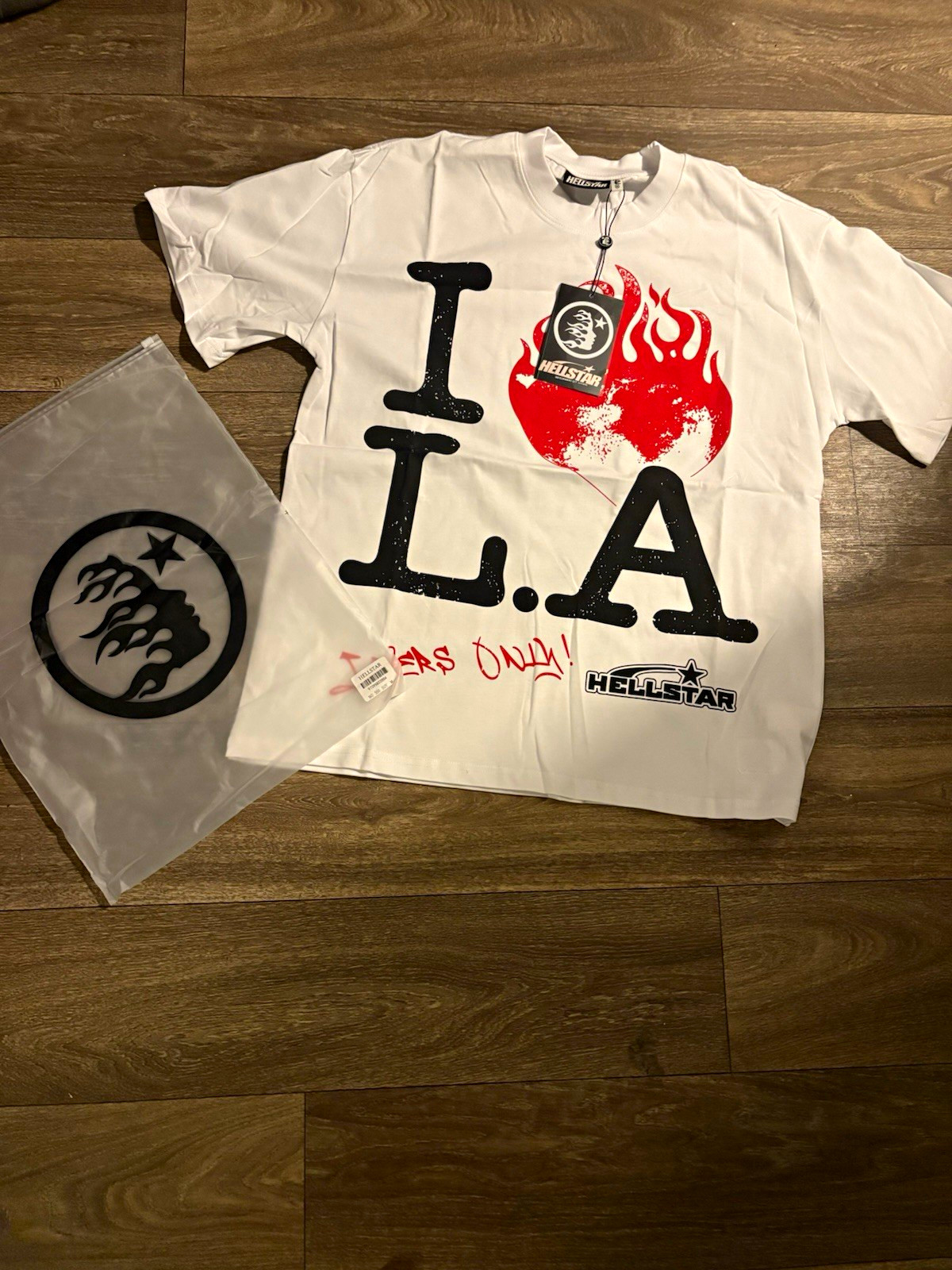HELLSTAR Men’s White I L.A Graphic Print Cotton Crew Neck T-Shirt Size M HELLSTAR Men’s White I L.A Graphic Print Cotton Crew Neck T-Shirt Size M