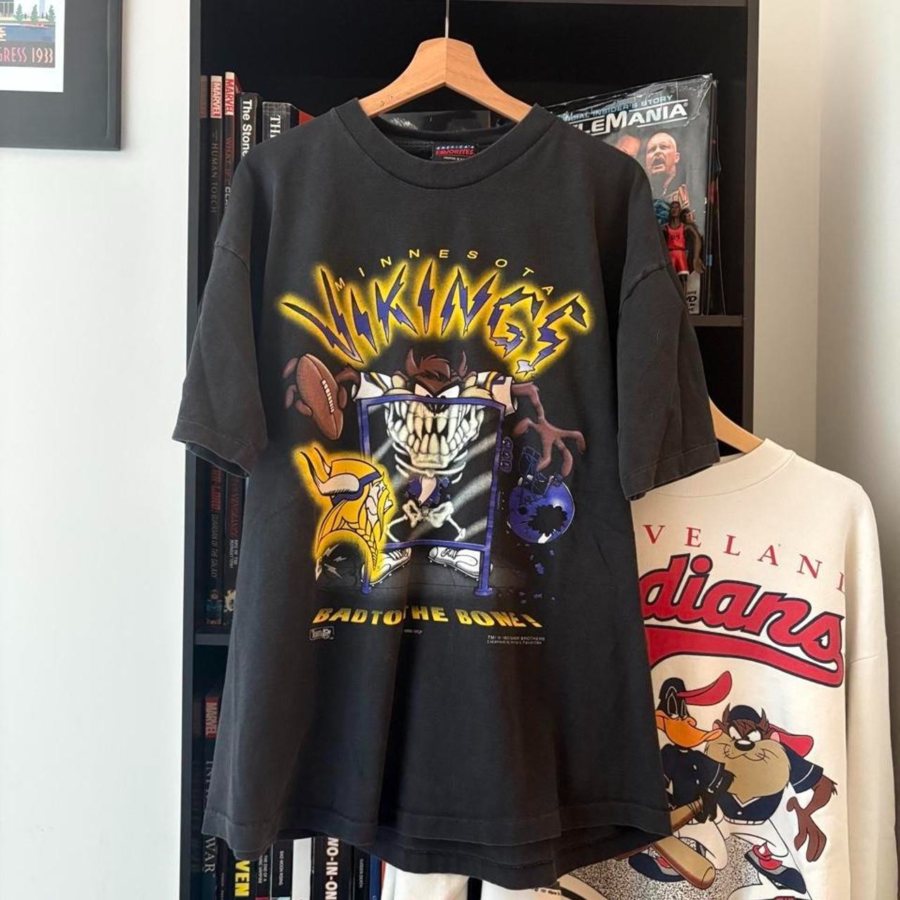 Vintage 90\'s Taz Minnesota Vikings Bad to the Bone T Shirt reprint VK17247
