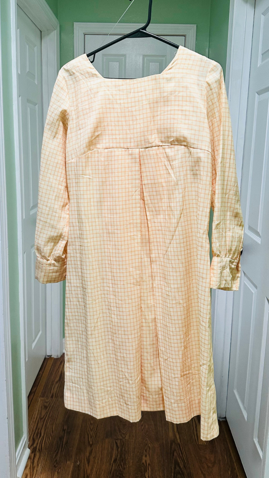 Vintage 60s 70s Peach Plaid Dress Womens Medium Long Sleeve Empire Waist Vintage 60s 70s Peach Plaid Dress Womens Medium Long Sleeve Empire Waist