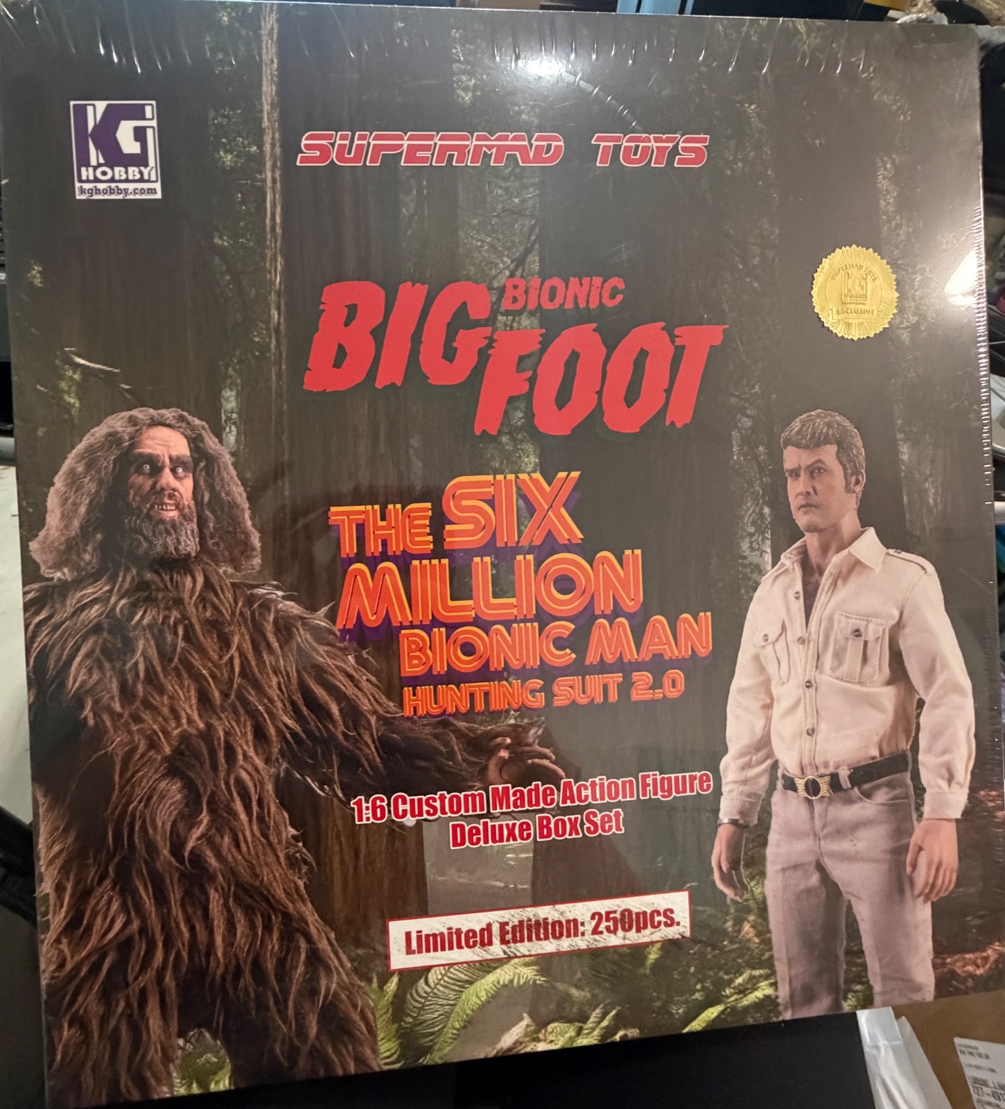 Supermad Toys Bionic Big Foot And Six Million Dollar Man 1/6 LTD EDT #/250 RARE Supermad Toys Bionic Big Foot And Six Million Dollar Man 1/6 LTD EDT #/250 RARE