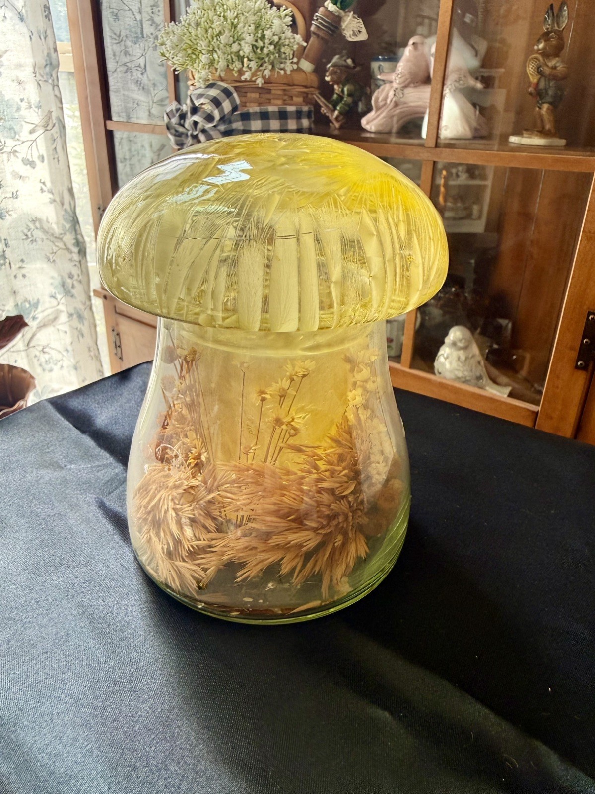 VTG 70’s Mushroom Shaped Terrarium Jar W/ Dried Flowers & Candle VTG 70’s Mushroom Shaped Terrarium Jar W/ Dried Flowers & Candle