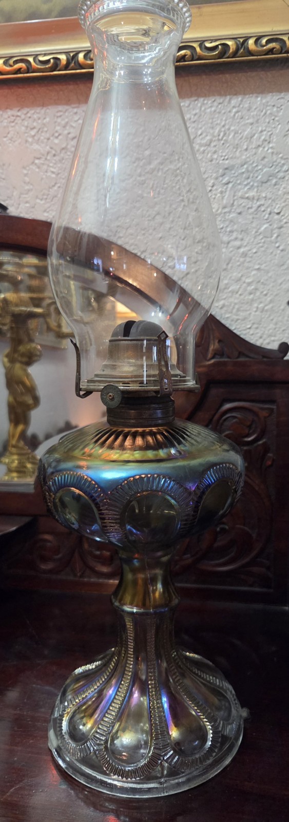 OUTSTANDING VINTAGE IMPERIAL CARNIVAL GLASS SMOKE ZIPPER LOOP LAMP OUTSTANDING VINTAGE IMPERIAL CARNIVAL GLASS SMOKE ZIPPER LOOP LAMP