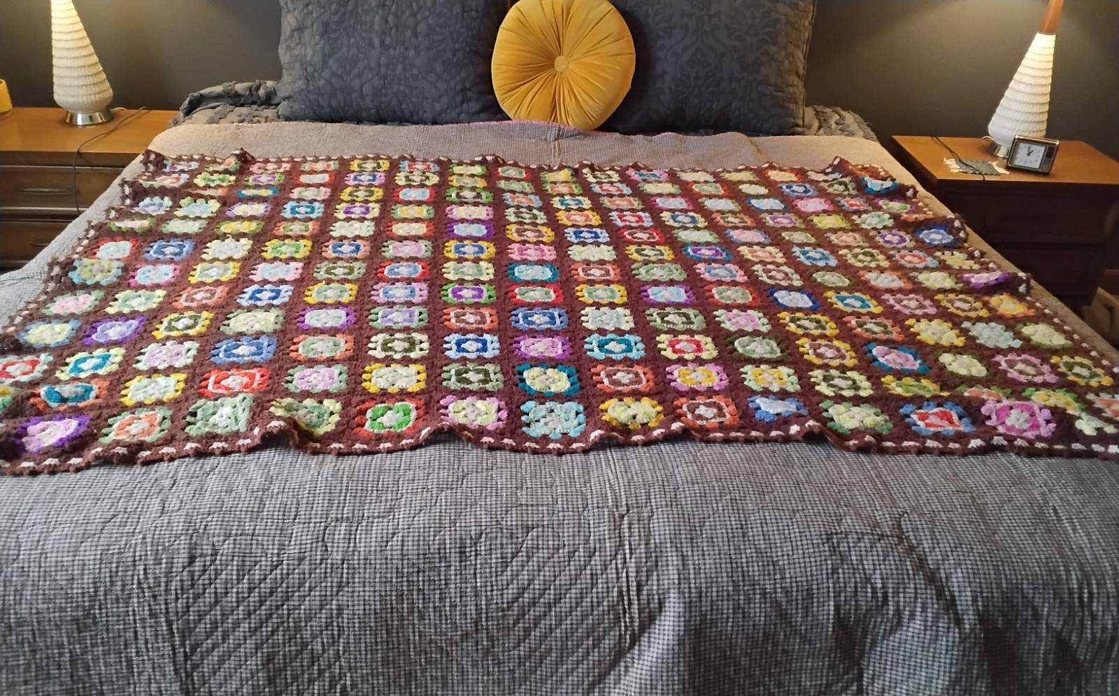 Vtg 60’s Granny Square Wool Crochet Afghan Blanket Wool 45” x 70” Roseanne