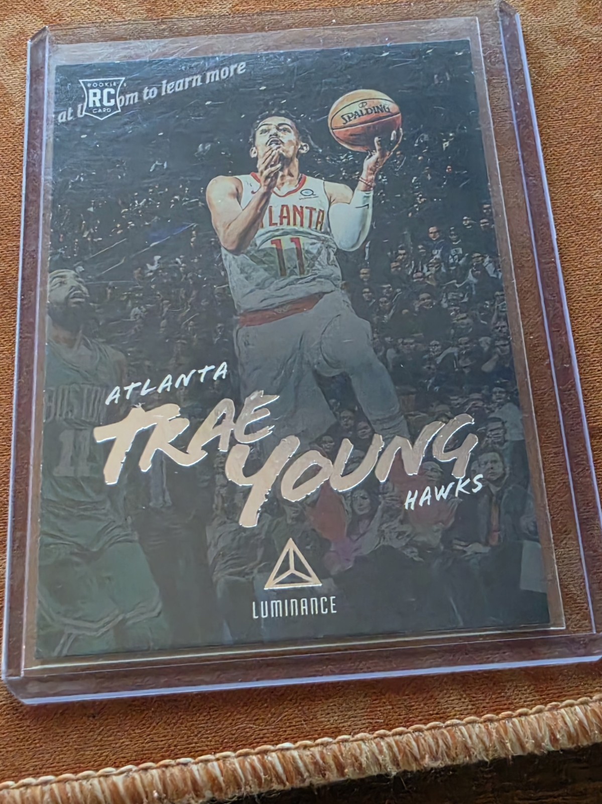 2018-19 Panini Chronicles - Luminance Trae Young #139 Green (RC)