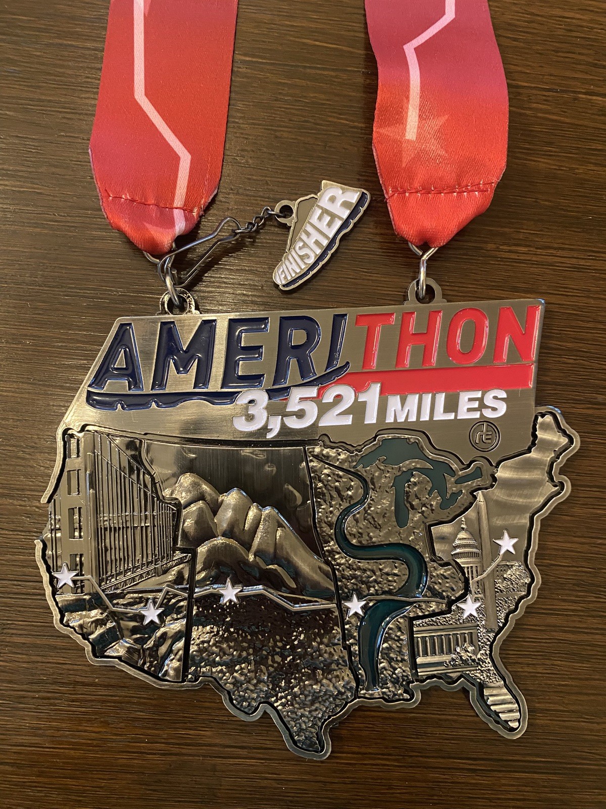 Run the Edge Large United States Medal 6 Pc Amerithon 3521 Miles