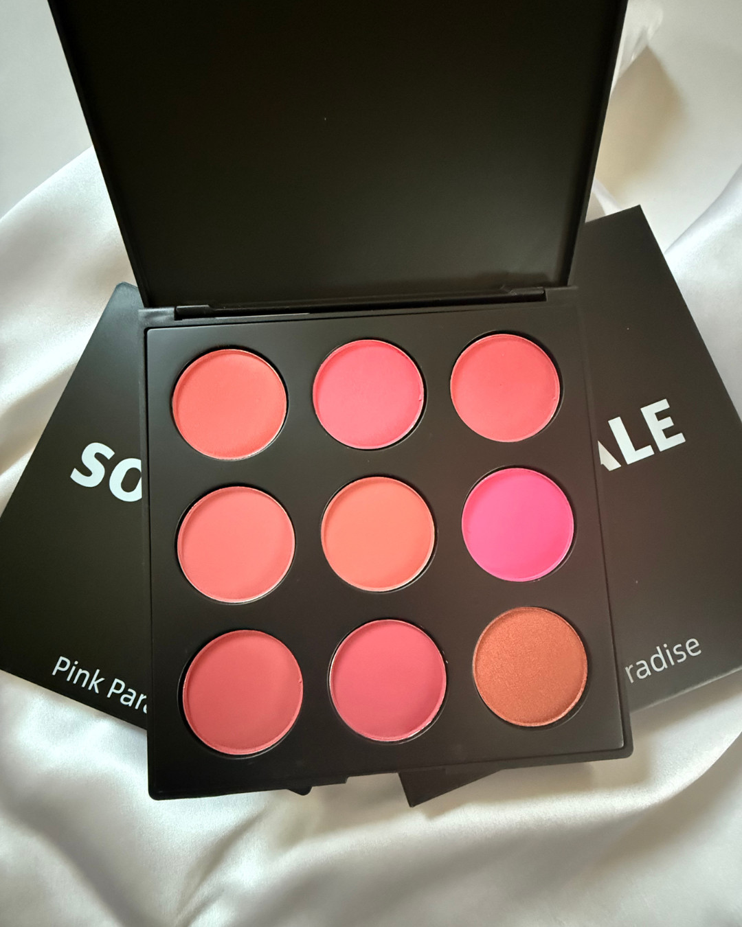Pink Paradise Blush Palette -  Long-Lasting, Blendable, All Skin Tones + Brush