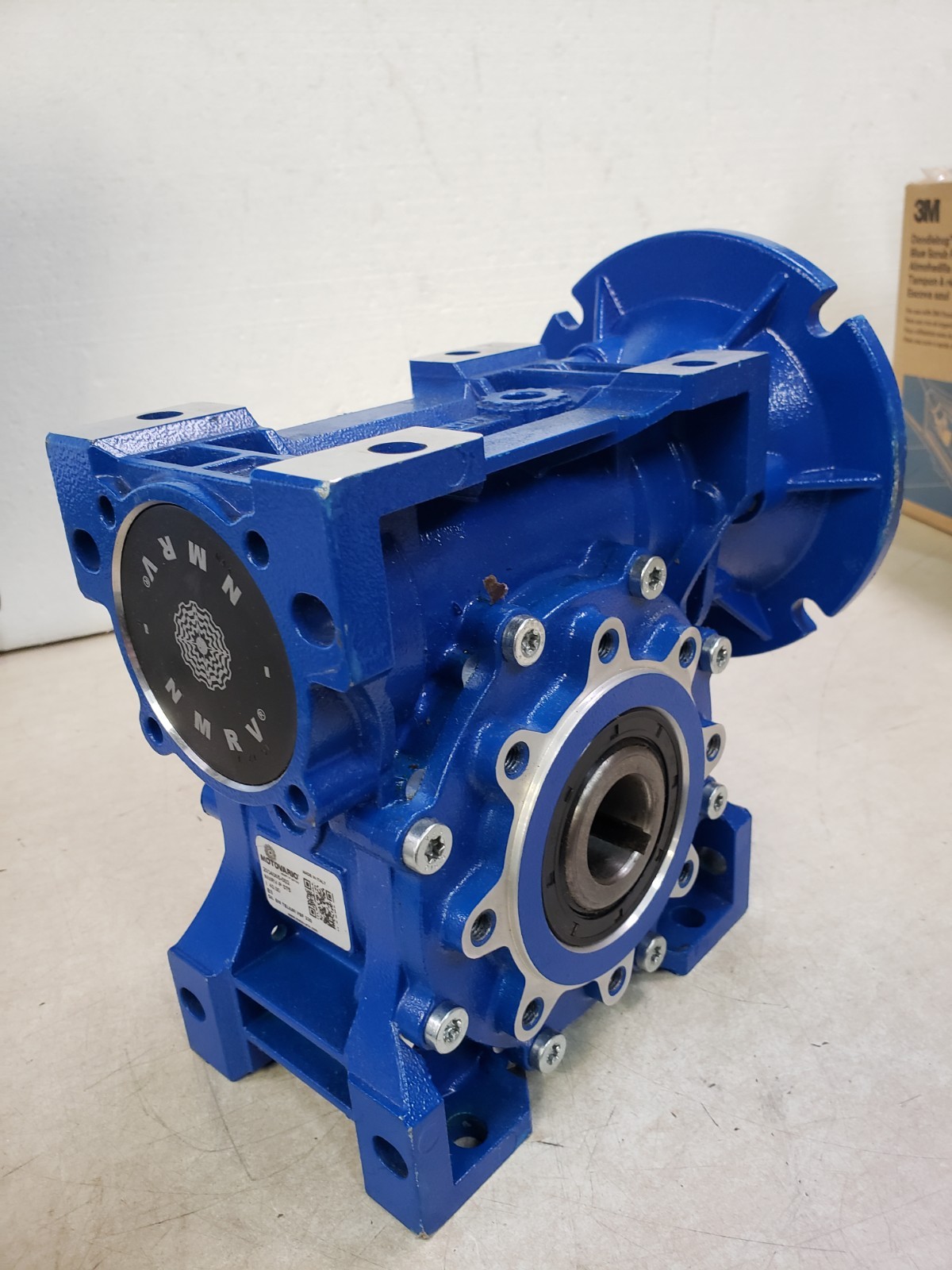 Motovario NMRV-P 075 40:1 Ratio Gear Reducer 28mm Bore Hollow Shaft