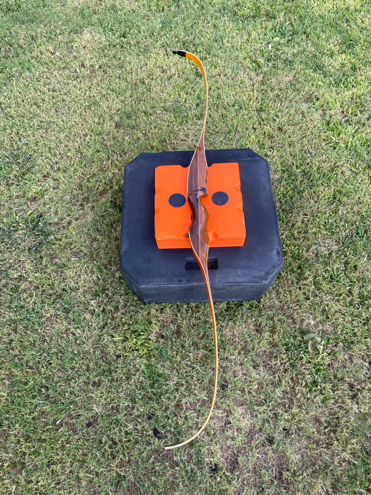 Vintage Damon Howatt Archery Ventura Recurve Bow Excellent Condition 35# 66\