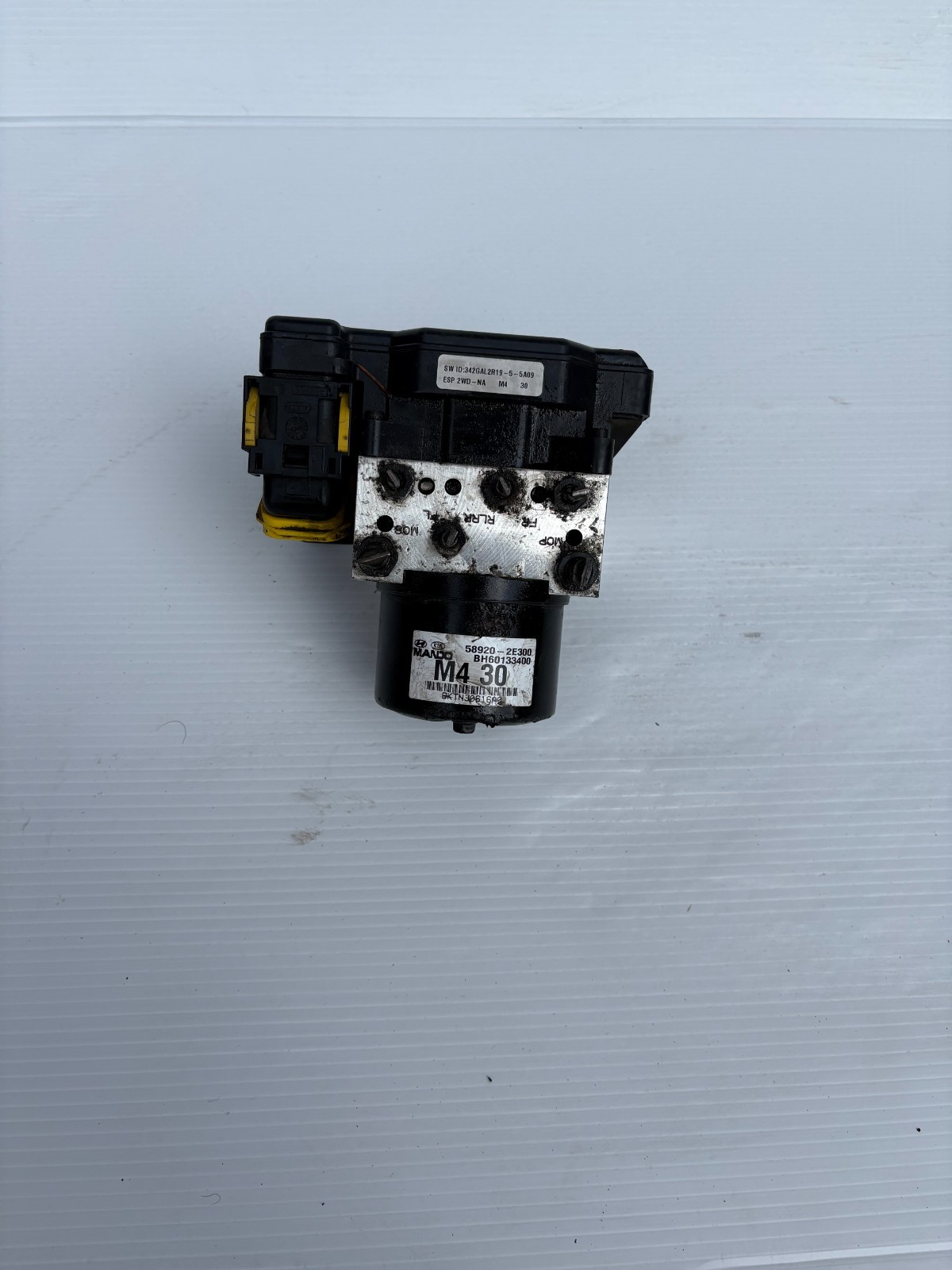 2005-2007 05 07 KIA SPORTAGE HYUNDAI TUCSON ABS BRAKE PUMP MODULE 58920-2E300 2005-2007 05 07 KIA SPORTAGE HYUNDAI TUCSON ABS BRAKE PUMP MODULE 58920-2E300