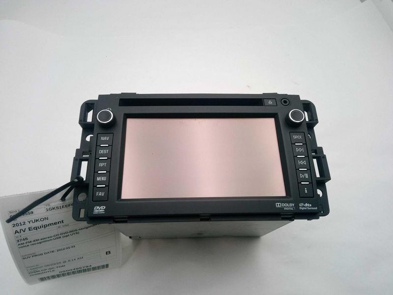 2012-2014 Chevy Suburban 1500 Radio AM FM CD DVD Player Display Receiver OEM