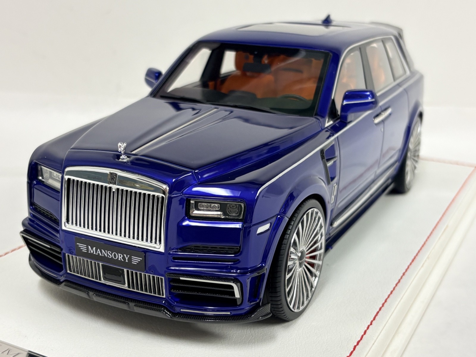 1/18 GL Models  Rolls Royce Cullinan MANSORY in Blue Leather  Lmtd to 48 pieces