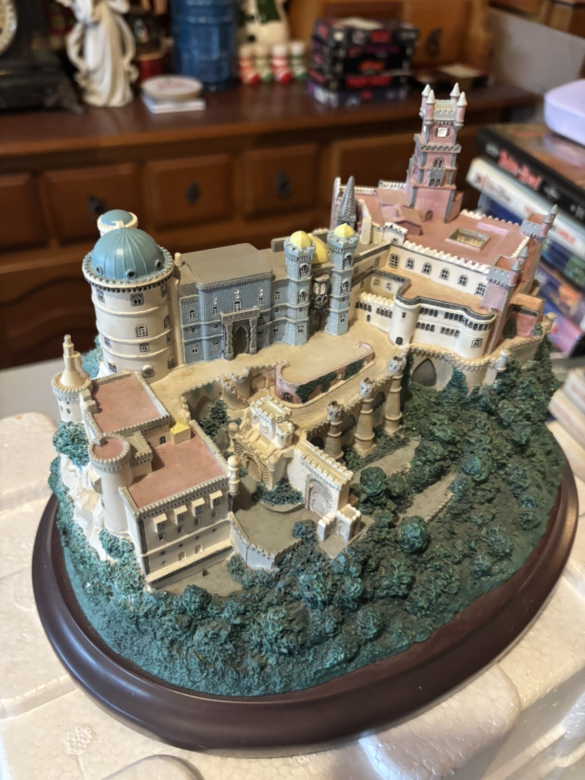 Lenox Great Castles of the World Pena Palace 1997 Limited Edition Sculpture