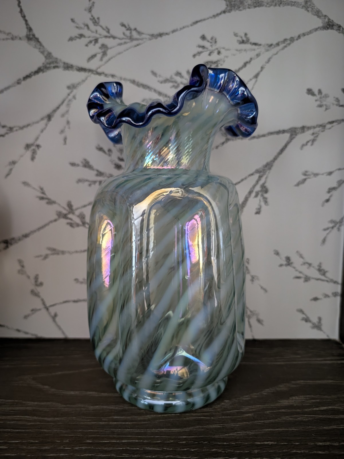 Fenton Glass Blue Spiral Pinch Vase With Cobalt Blue Iridized Crest