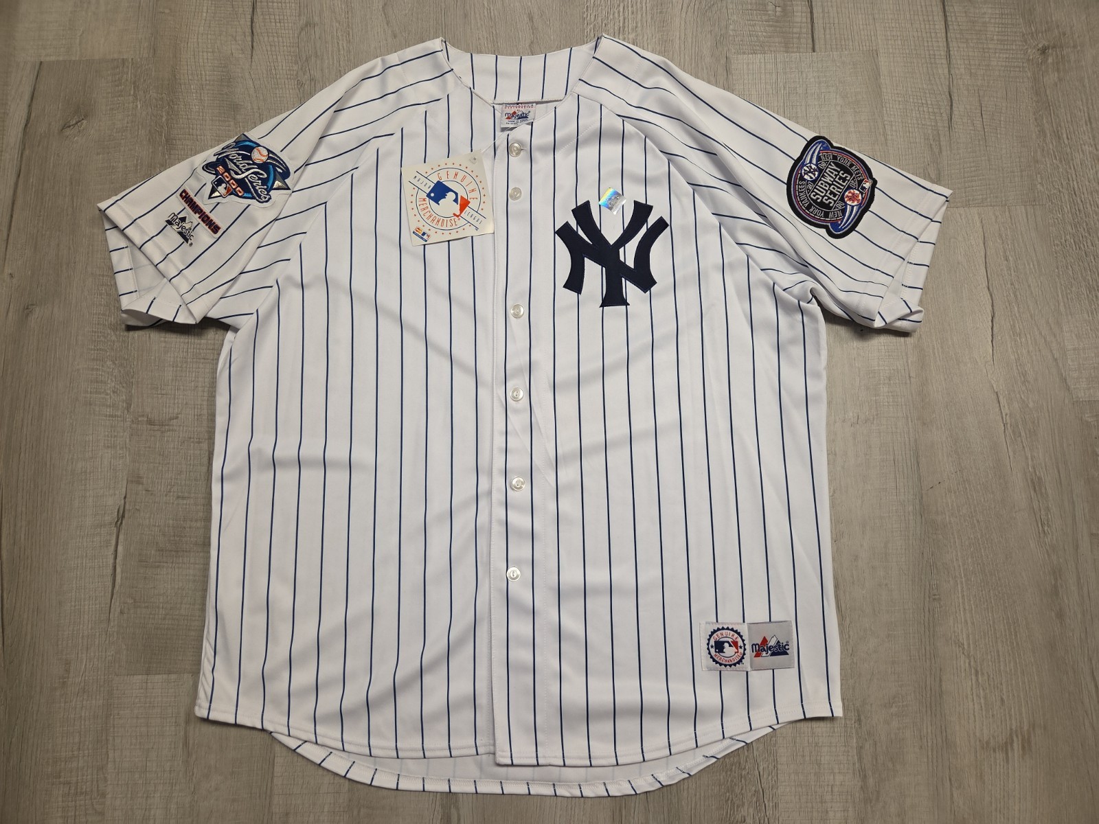 VTG Majestic 2000 World Series NY Yankees Pinstripe Jersey Embroidered Patches 