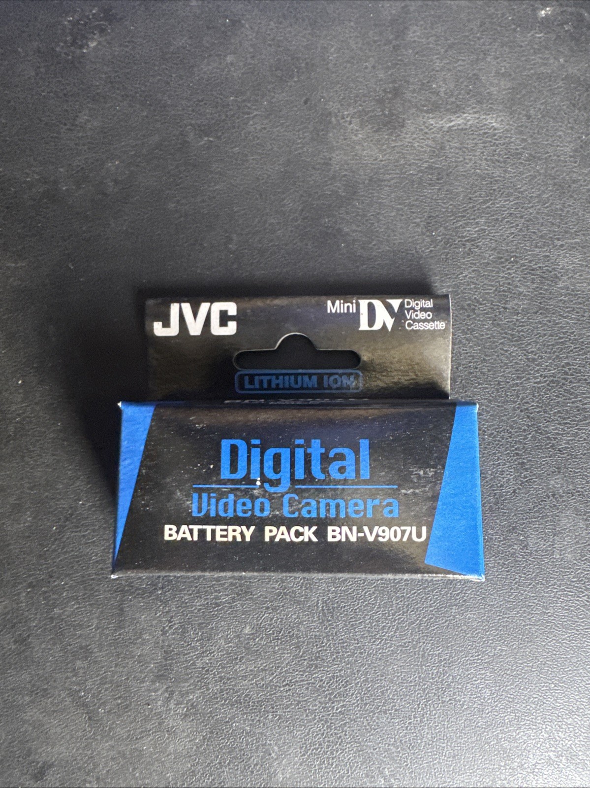 NEW JVC Genuine BN-V907U 750mah  lithium ion battery pack