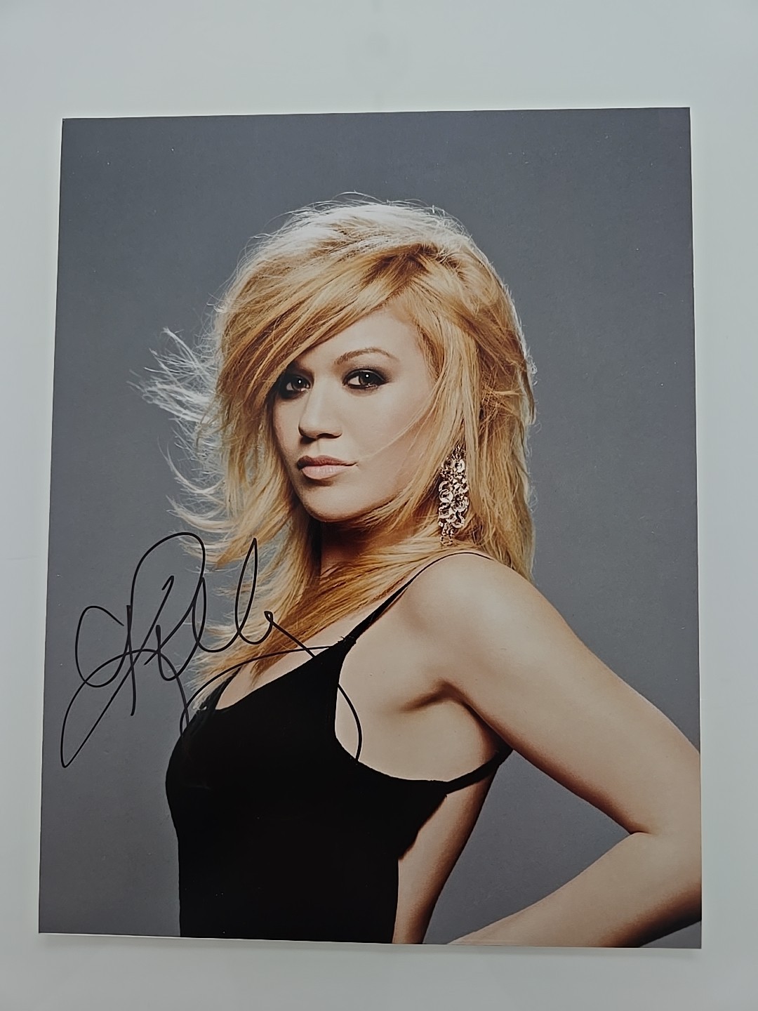 KELLY CLARKSON XXL Autograph Signed Autographed Photo 20x26cm