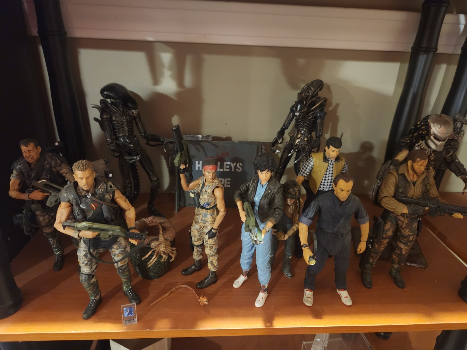 NECA Aliens And Predator Lot NECA Aliens And Predator Lot