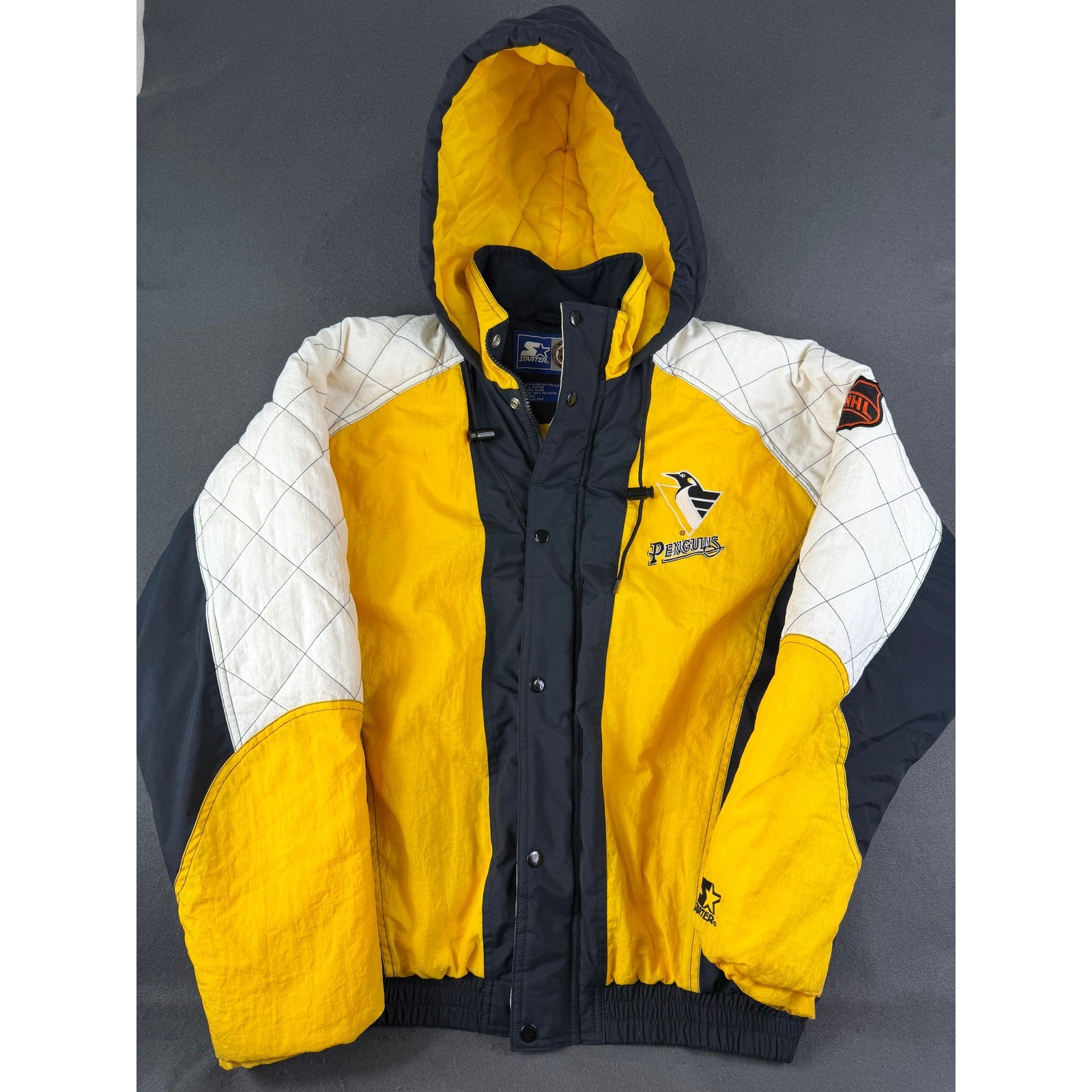 VTG Starter Mens Pittsburgh Penguins NHL Hooded Jacket Colorblock Yellow Black L VTG Starter Mens Pittsburgh Penguins NHL Hooded Jacket Colorblock Yellow Black L