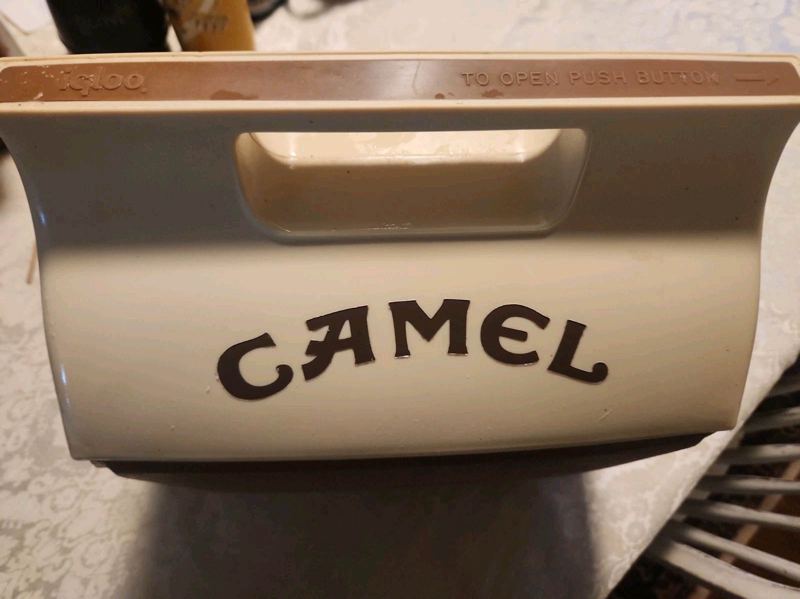 Vintage Camel Cigarettes Igloo Little Playmate Cooler Tan Brown Promo 90s RARE