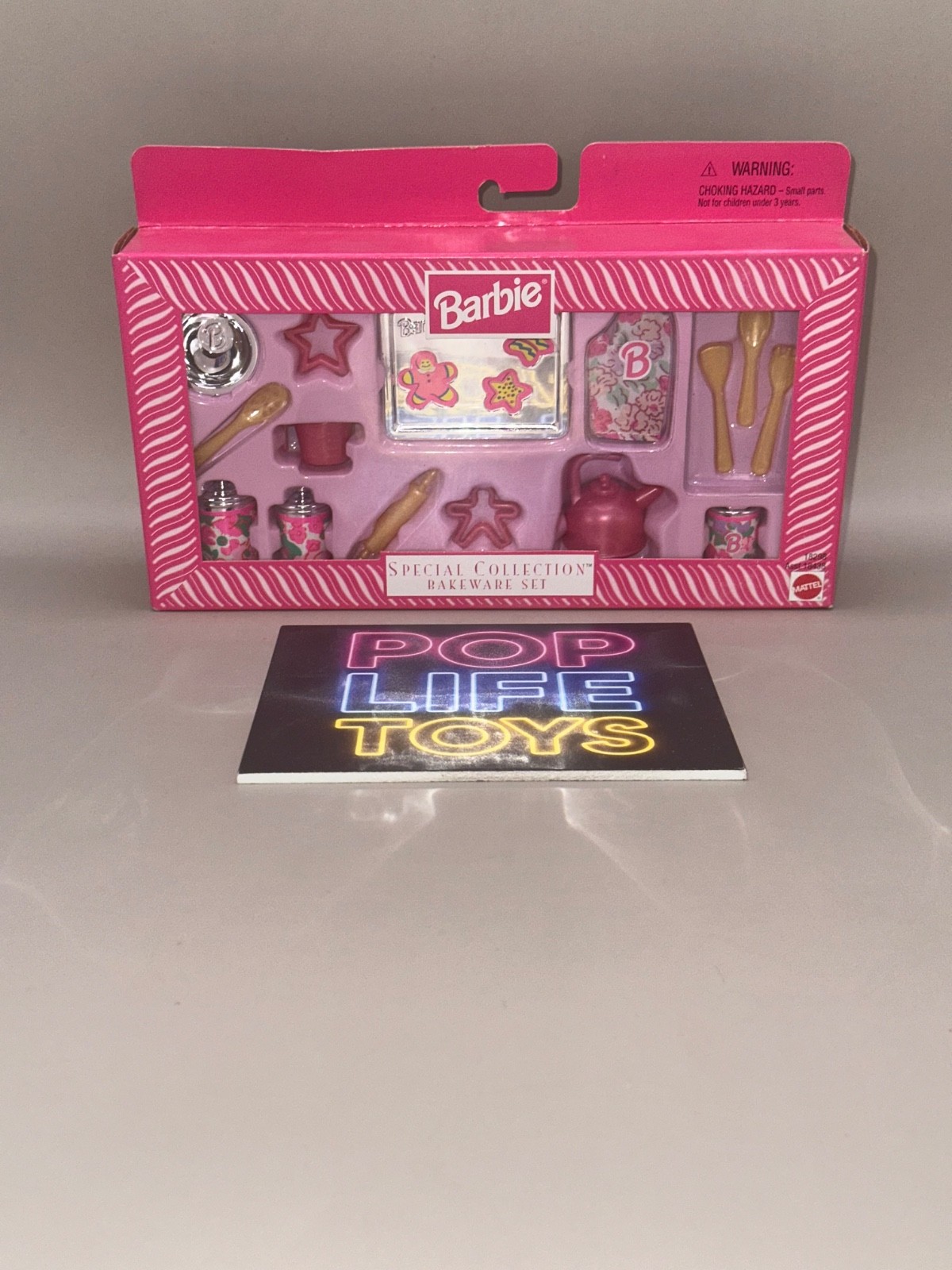 Vintage 1997 Mattel  “Barbie Special Collection Bakeware Set” #18298 *NIP*