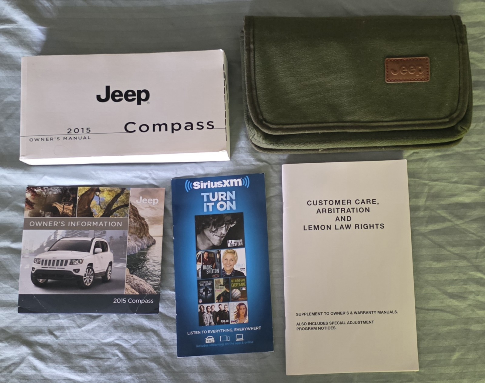 2015 Jeep Compass Owners Manual With Case