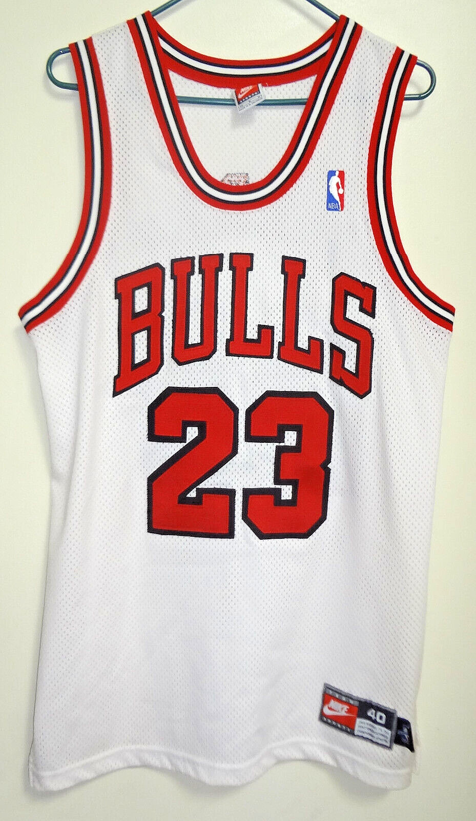 VINTAGE NIKE AUTHENTIC MICHAEL JORDAN #23 CHICAGO BULLS BASKETBALL JERSEY SZ 40