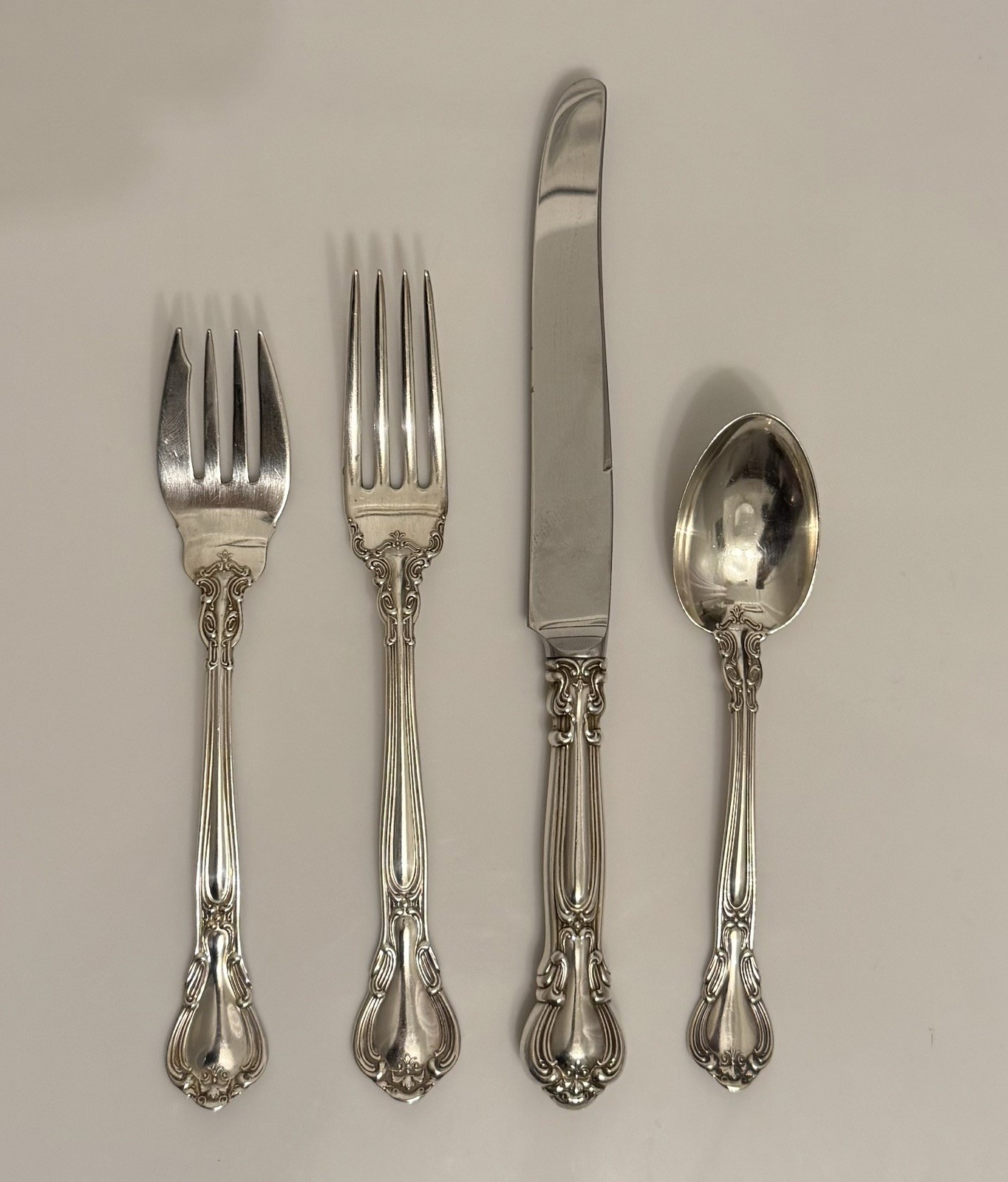 Chantilly by Gorham Sterling Silver Regular Size Place Setting(s) 4-Piece