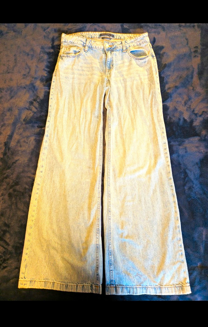 Aéropostale Girls Low Rise Wide-Leg Light Wash Blue Denim Jeans Size 6