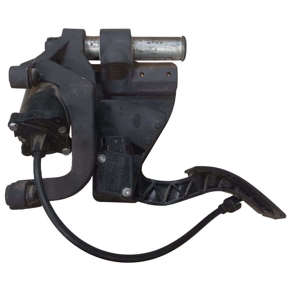 Thomas/Freightliner Accelerator Pedal Thomas C2 A01-28417-002