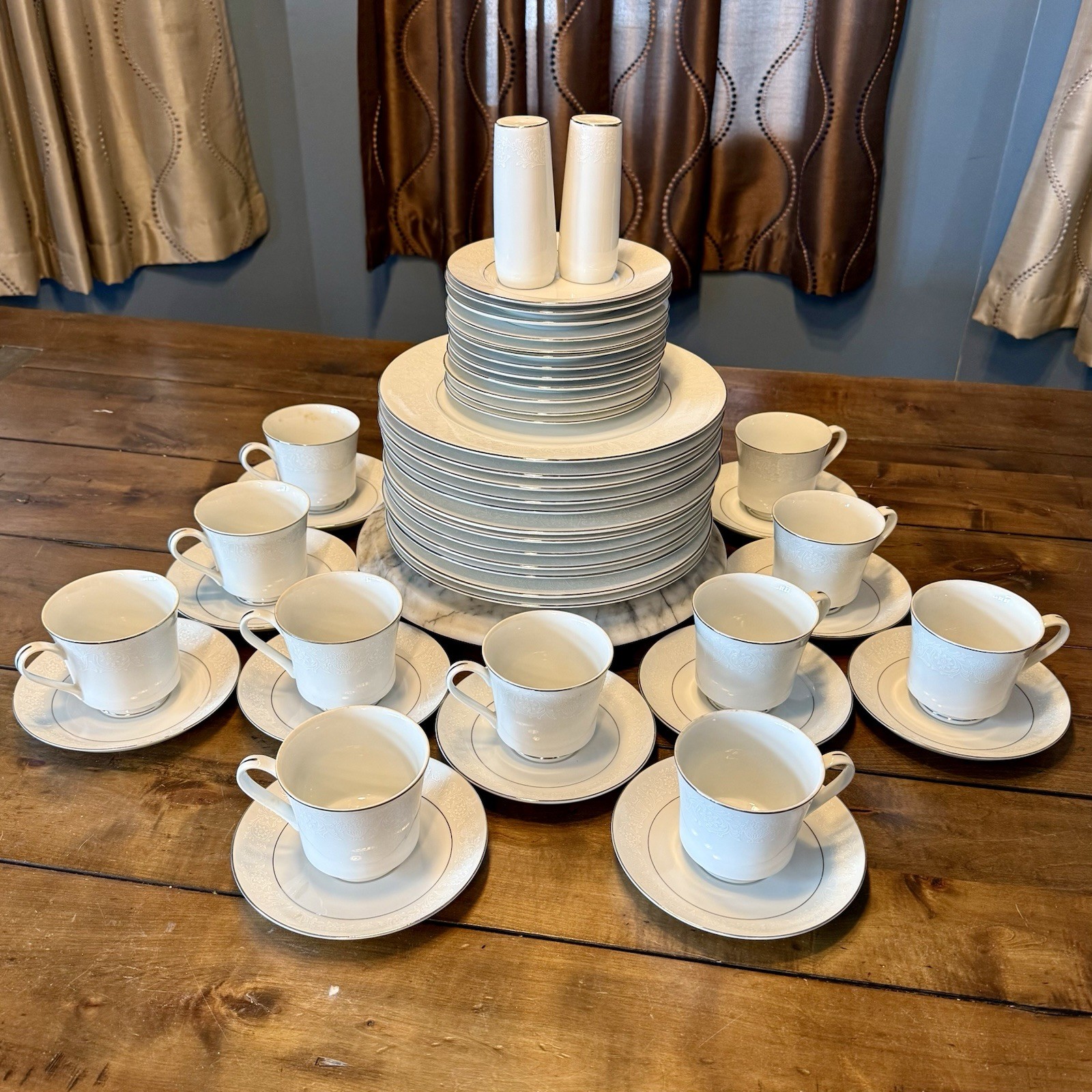 50pc VTG Crown Victoria Lovelace Fine China Dish Set Dinner Bread Plates Tea Cup