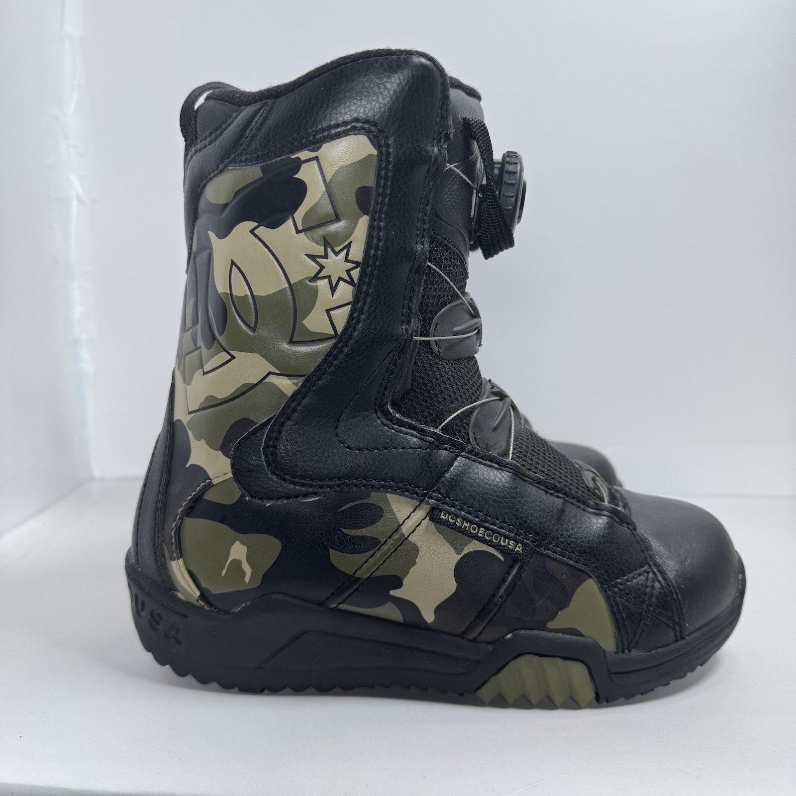 DC Shoes EMBLEM Boys Snowboard Boots Size 5 Kids Camouflage On Black BOA Lacing