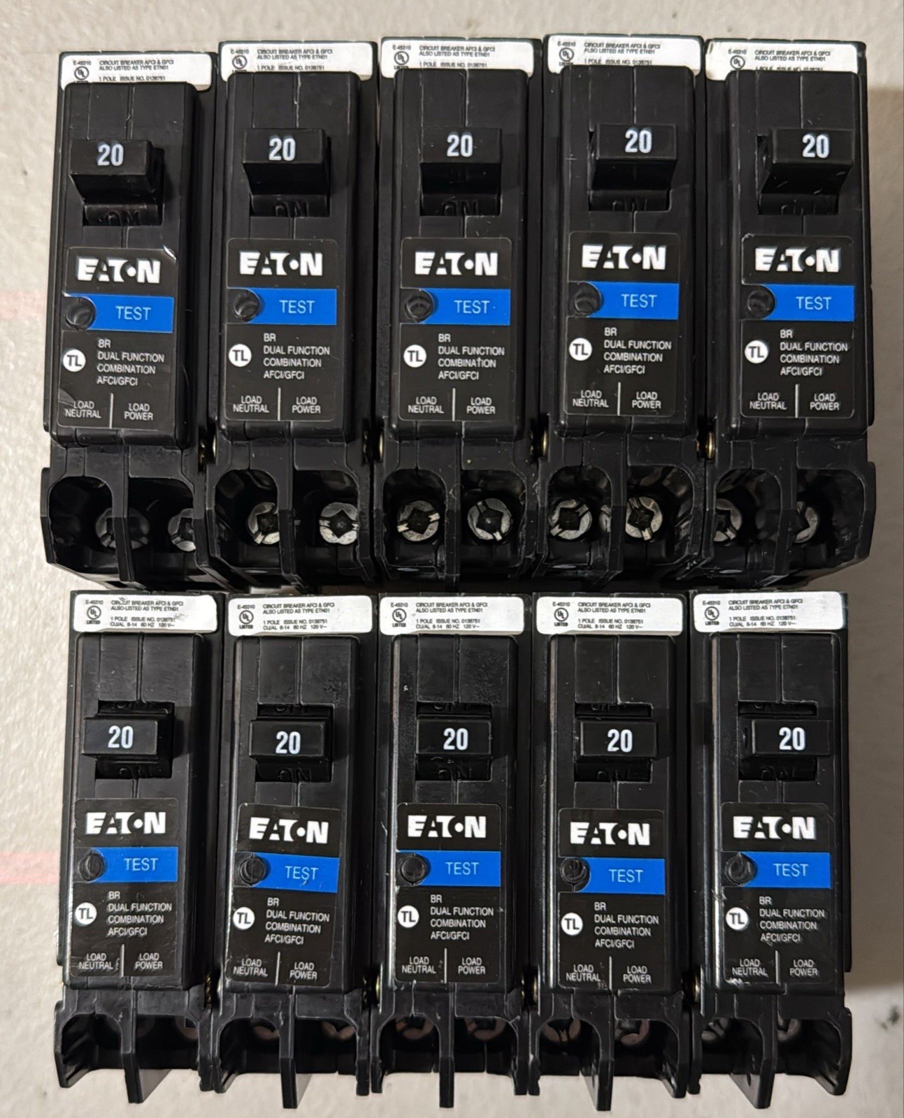 USED 10 PCS Eaton BRP120DF 20A Dual Function Circuit Breaker USED 10 PCS Eaton BRP120DF 20A Dual Function Circuit Breaker