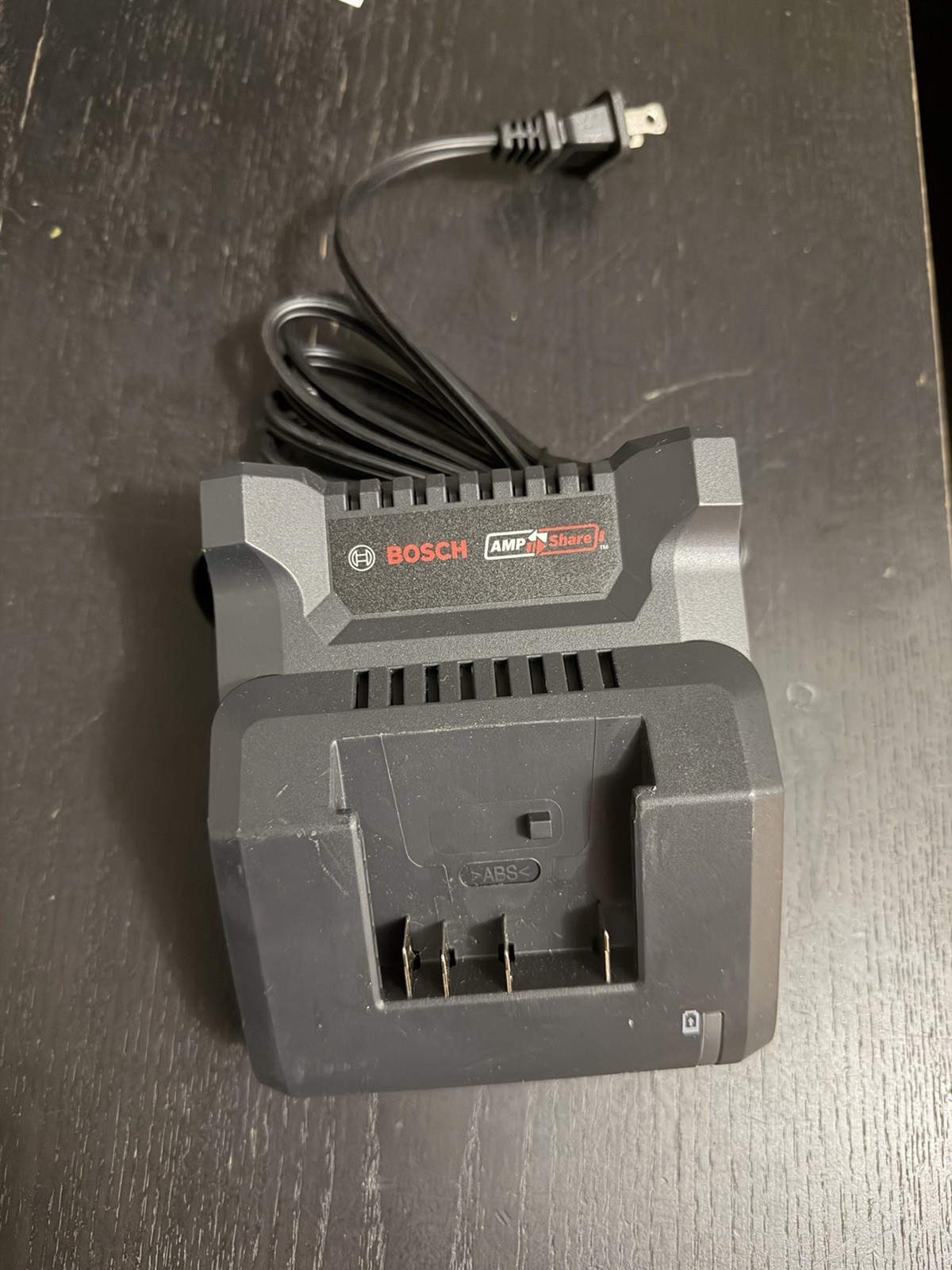 New Bosch GAL18V-20 18 Volt 18V Lithium Ion Battery Charger Li-ion 01/2025