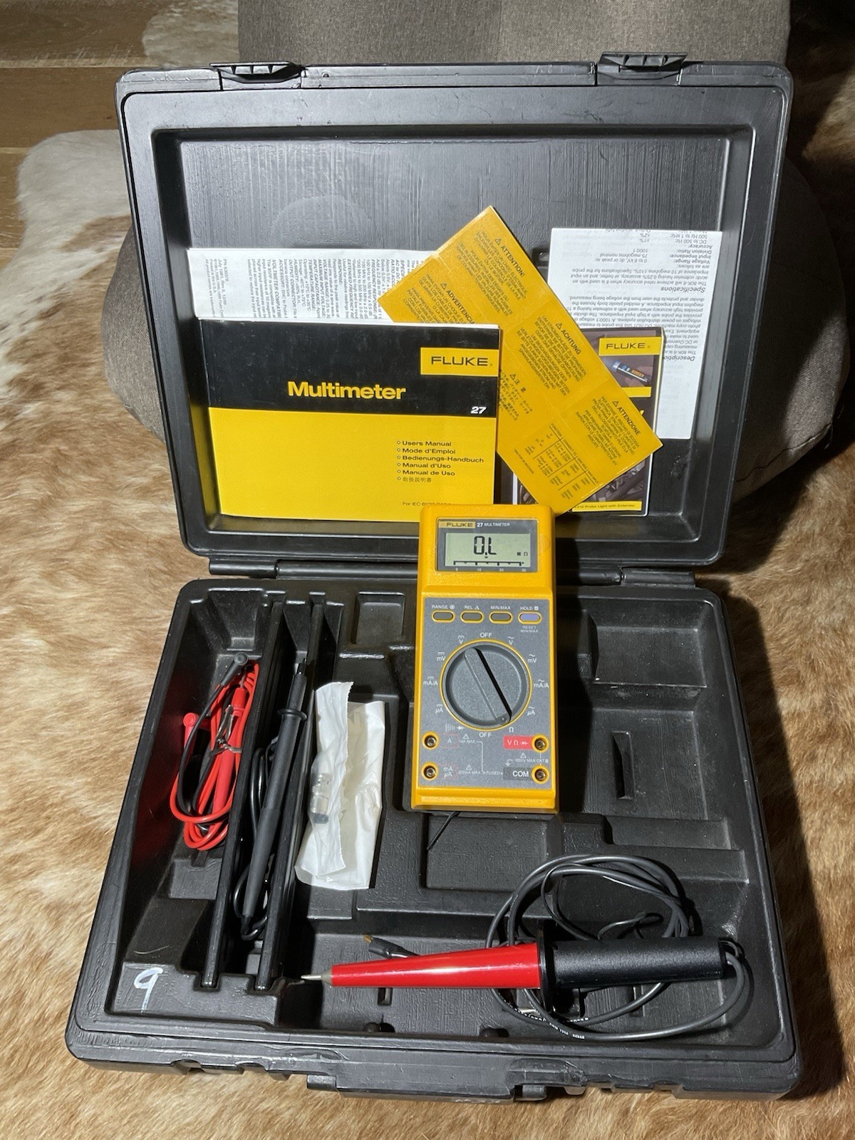 *GENUINE FLUKE* Fluke 27/FM Multimeter W/ Leads, 80K-6 HV Probe *US SELLER*