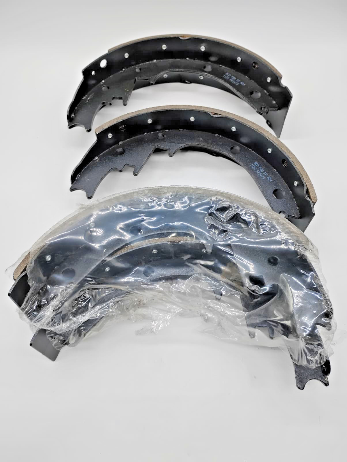 Bosch BS473R Rear Drum Brake Shoe Set – Premium OE Quality for Chevy C1500 K1500