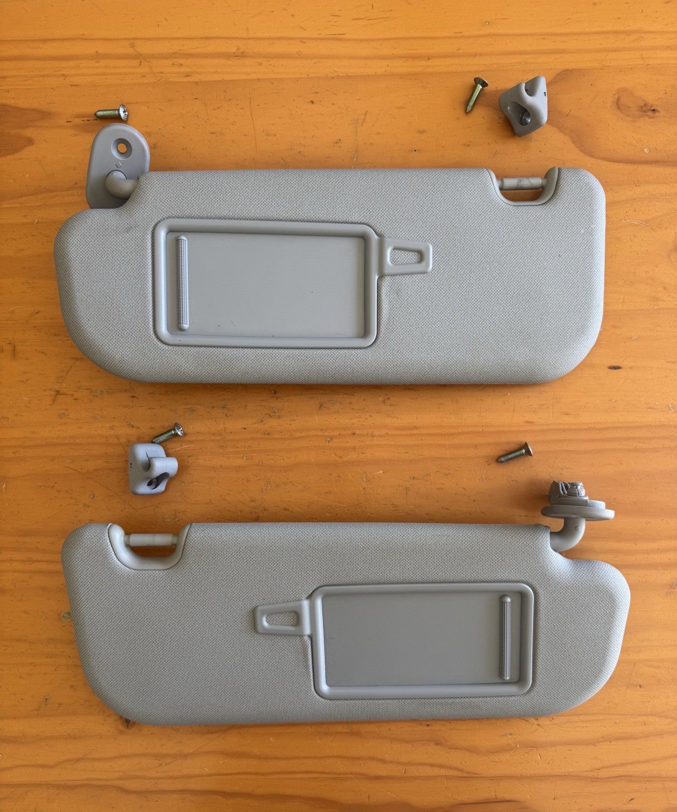 2013-2017 Hyundai Elantra GT Sun Visor Set Pair LH RH Driver Passenger Gray OEM
