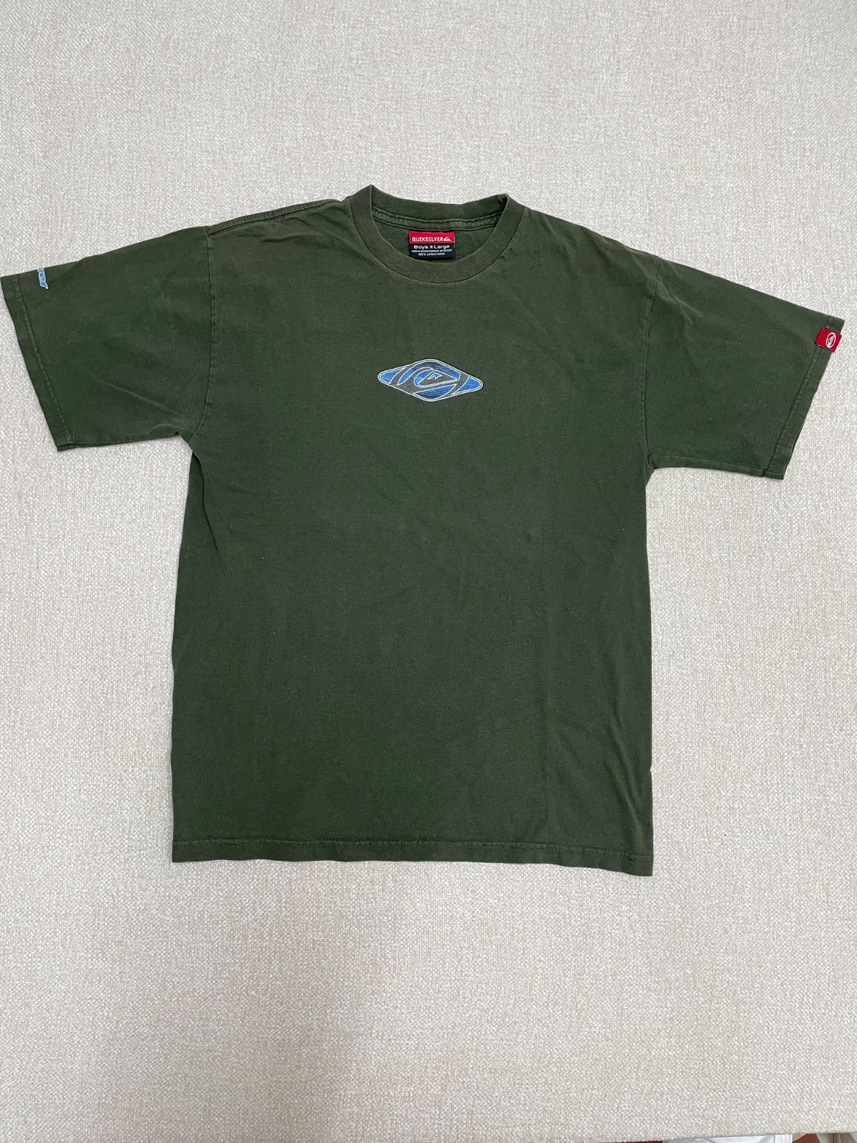 Vintage Quiksilver Boys XL Mens S Olive Green Oval Logo Graphic Surf T-Shirt Y2K