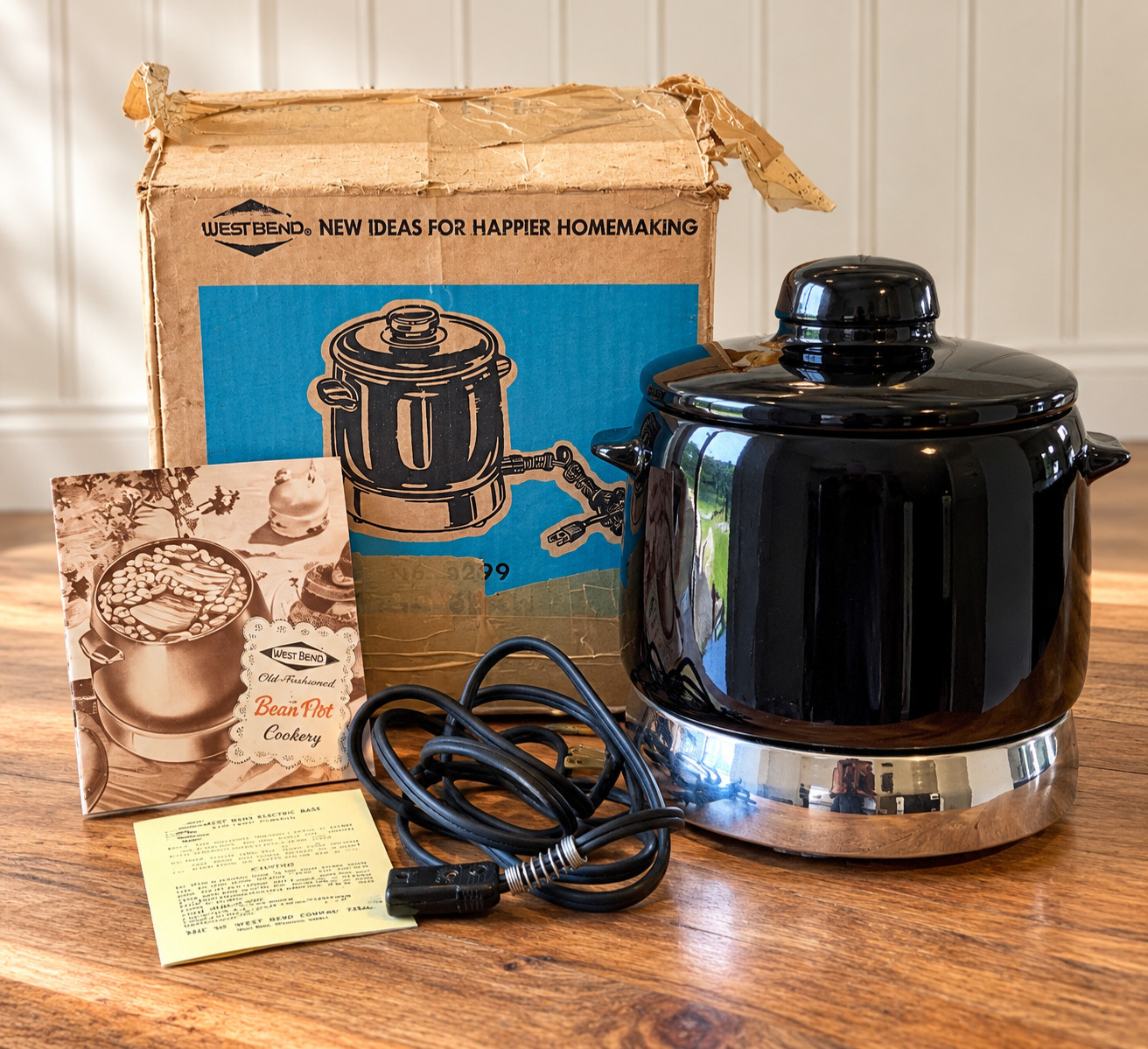 Vintage 1972 West Bend 2 Qt Bean Pot Electric Ceramic Crock 3299 In Box Clean Vintage 1972 West Bend 2 Qt Bean Pot Electric Ceramic Crock 3299 In Box Clean