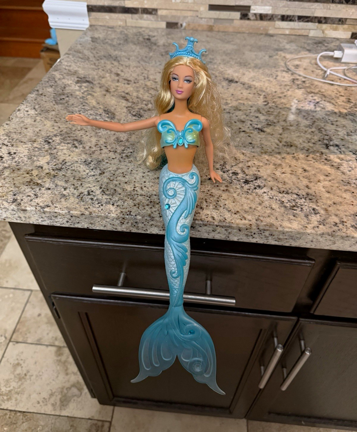 2003 Barbie Fairytopia Magical Mermaid Kayla doll by Mattel