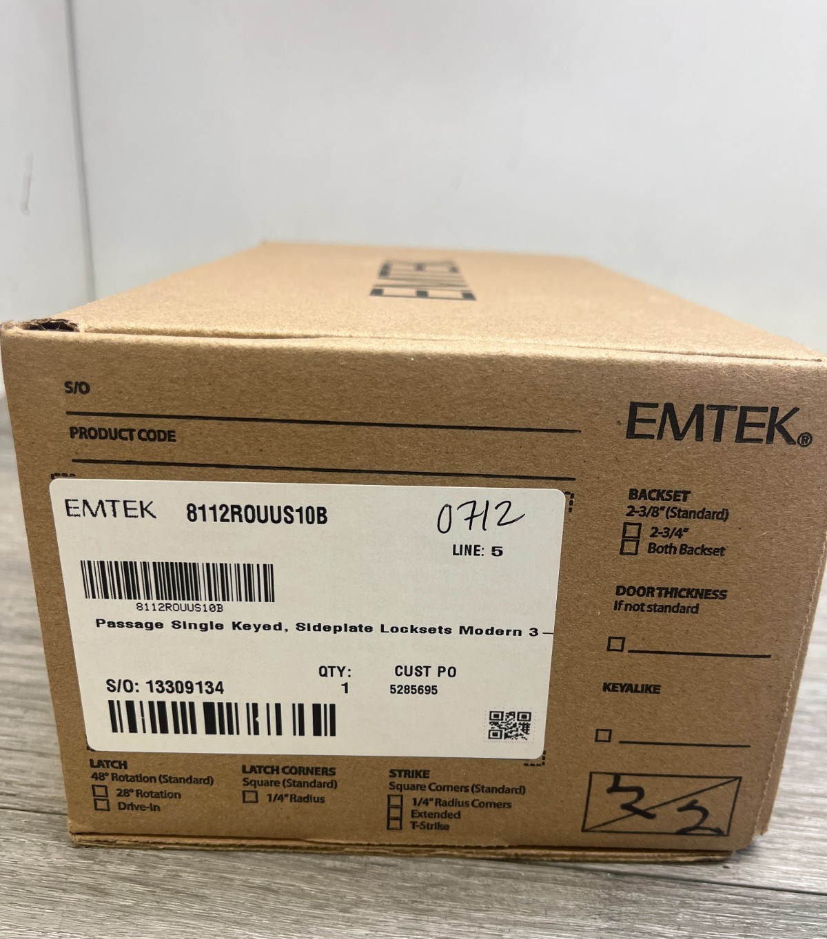 Emtek 8112US10B Modern Rectangular Single Cylinder Keyed Entry Set READ Emtek 8112US10B Modern Rectangular Single Cylinder Keyed Entry Set READ