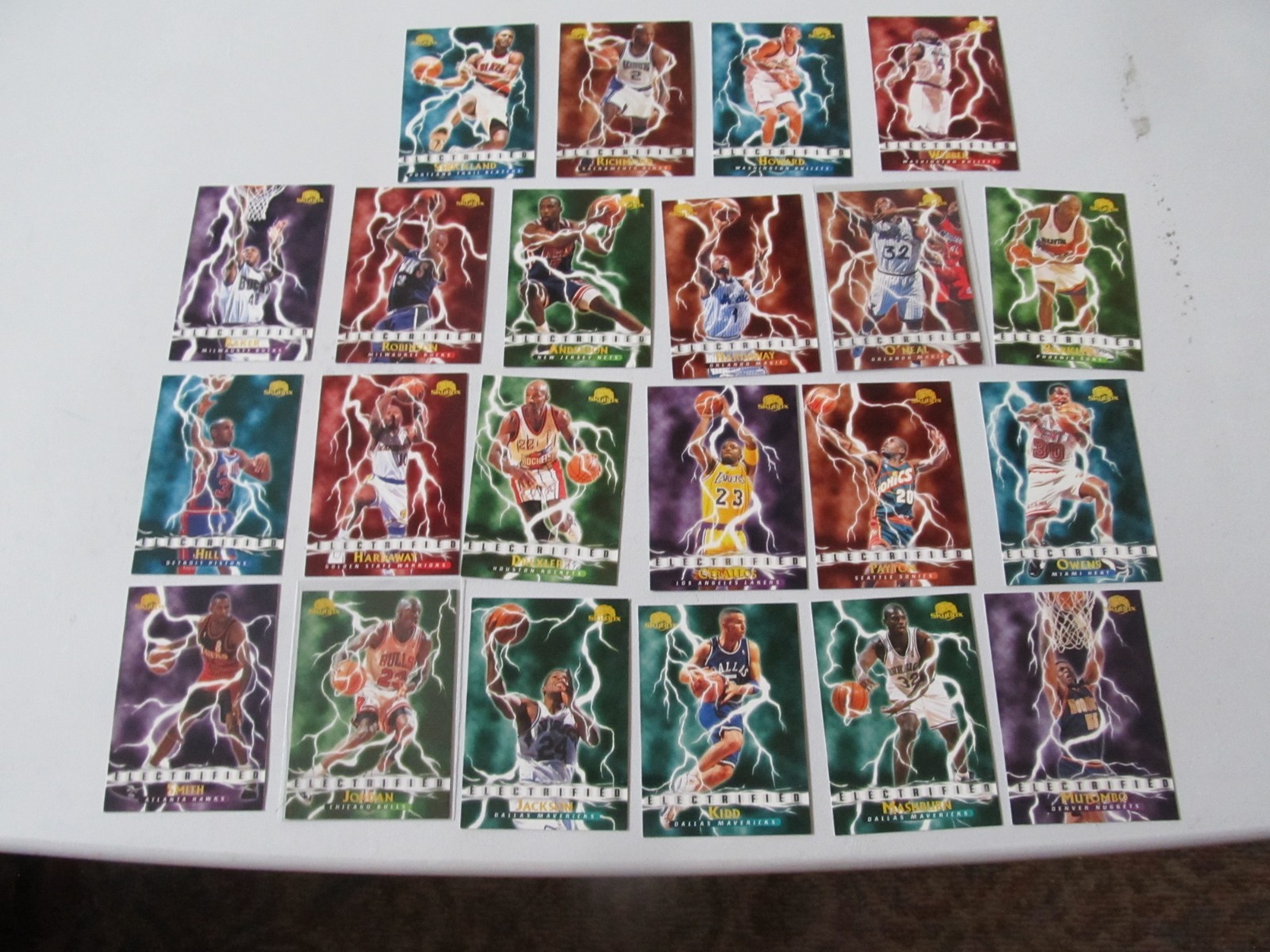 1995-96 Skybox Premium Electrified Complete Set Jordan, Shaq, Barkley, 22 Cards 1995-96 Skybox Premium Electrified Complete Set Jordan, Shaq, Barkley, 22 Cards