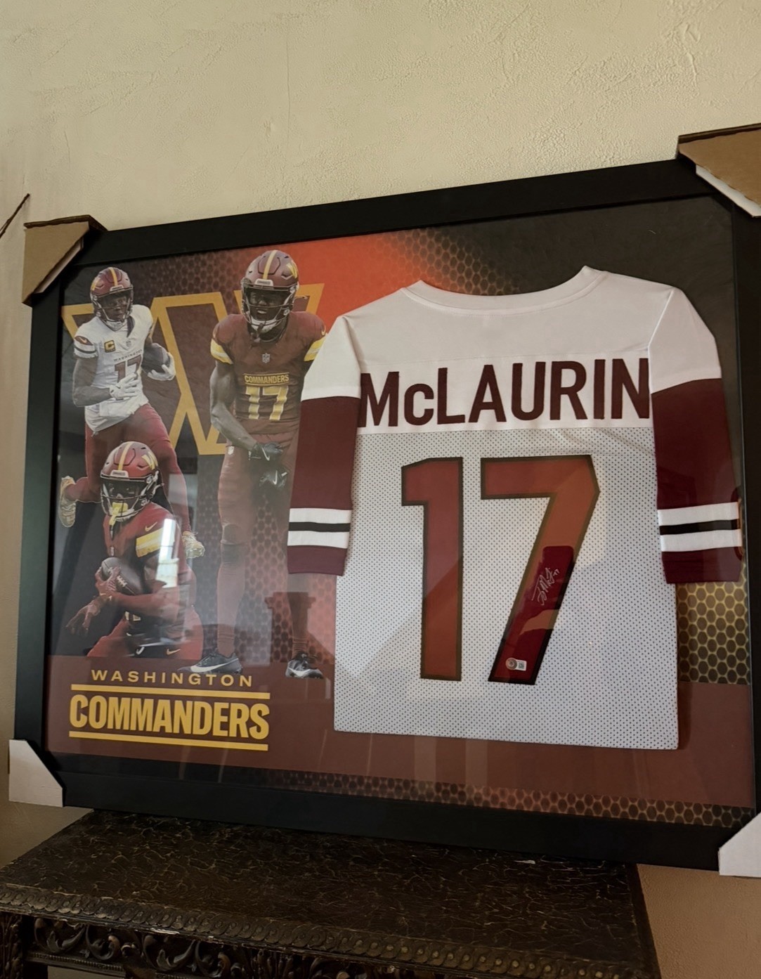Terry McLaurin Signed Washington Commanders #17 Jersey Framed BAS Auth OBO