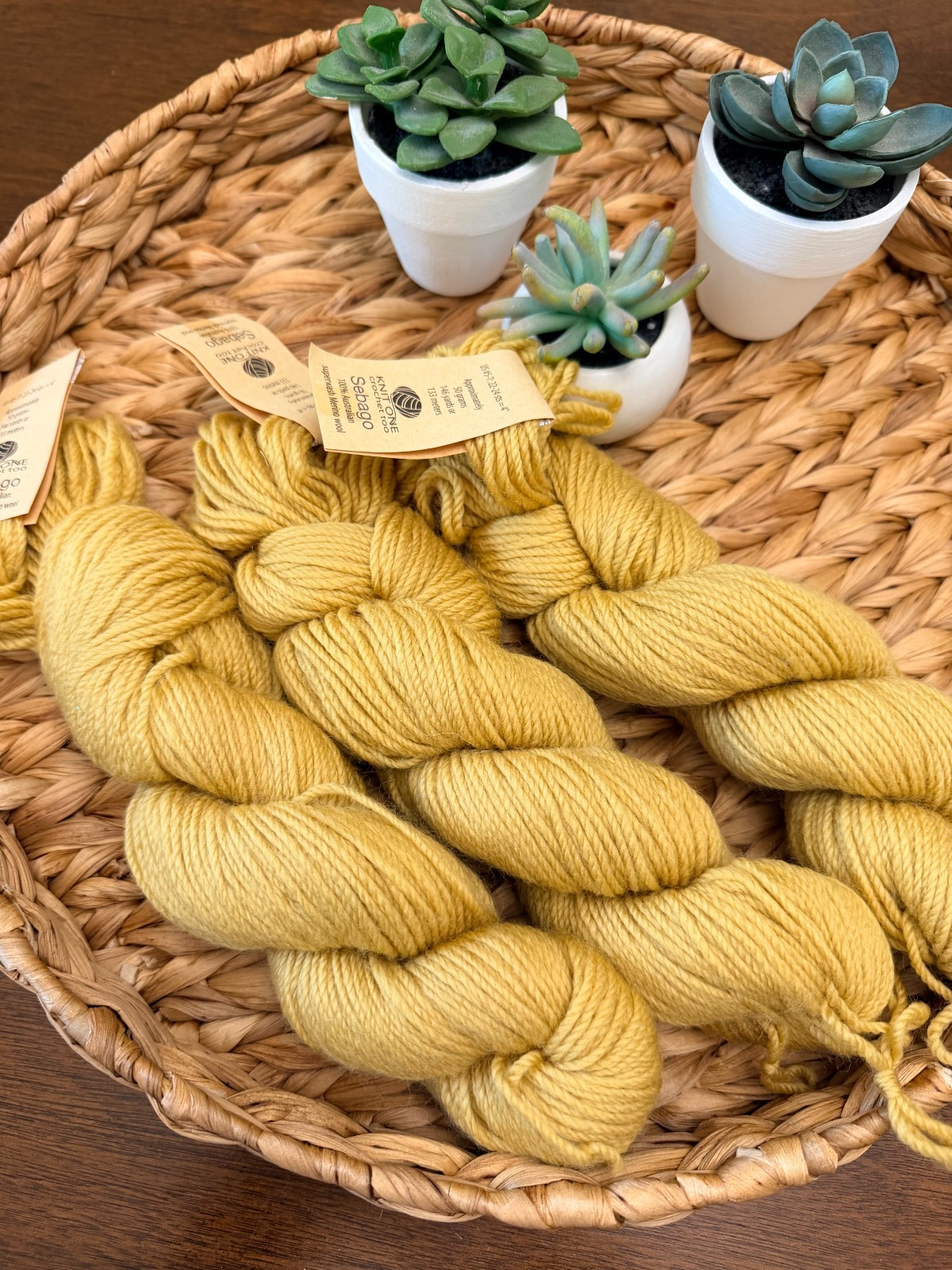 Knit One Crochet Too, Sebago, Superwash Merino Yarn, Color 301