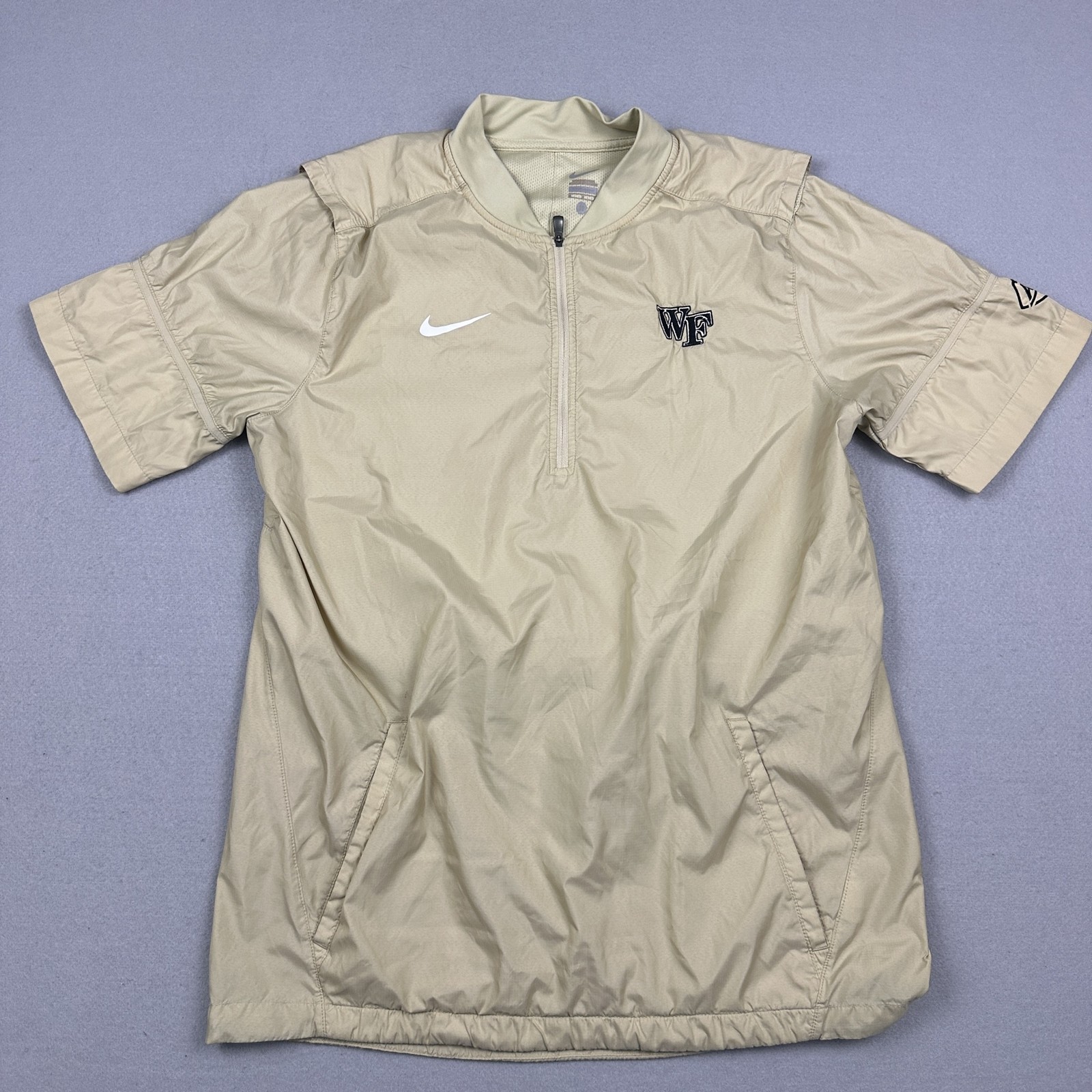 Wake Forest Jacket Men M Gold Nike 1/4 Zip Pullover Football ACC Lightweight Wake Forest Jacket Men M Gold Nike 1/4 Zip Pullover Football ACC Lightweight