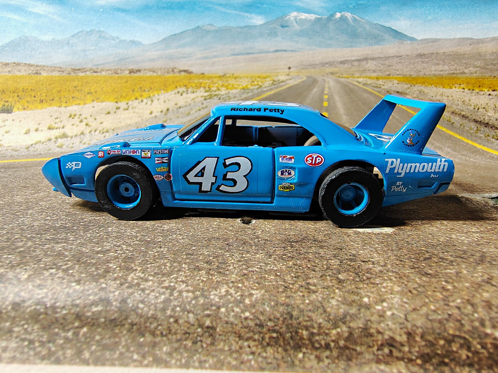 Custom Tyco HO Slot Car Plymouth Superbird #43 Richard Petty NOS 440 X2 Chassis