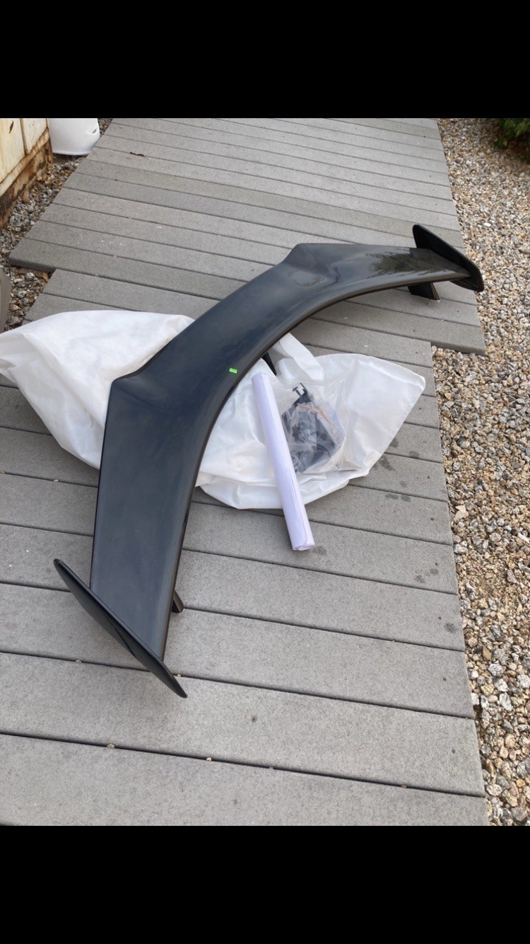 Genuine GM C8 Corvette 3-Stanchion High Wing Spoiler Carbon Flash OEM 5ZV